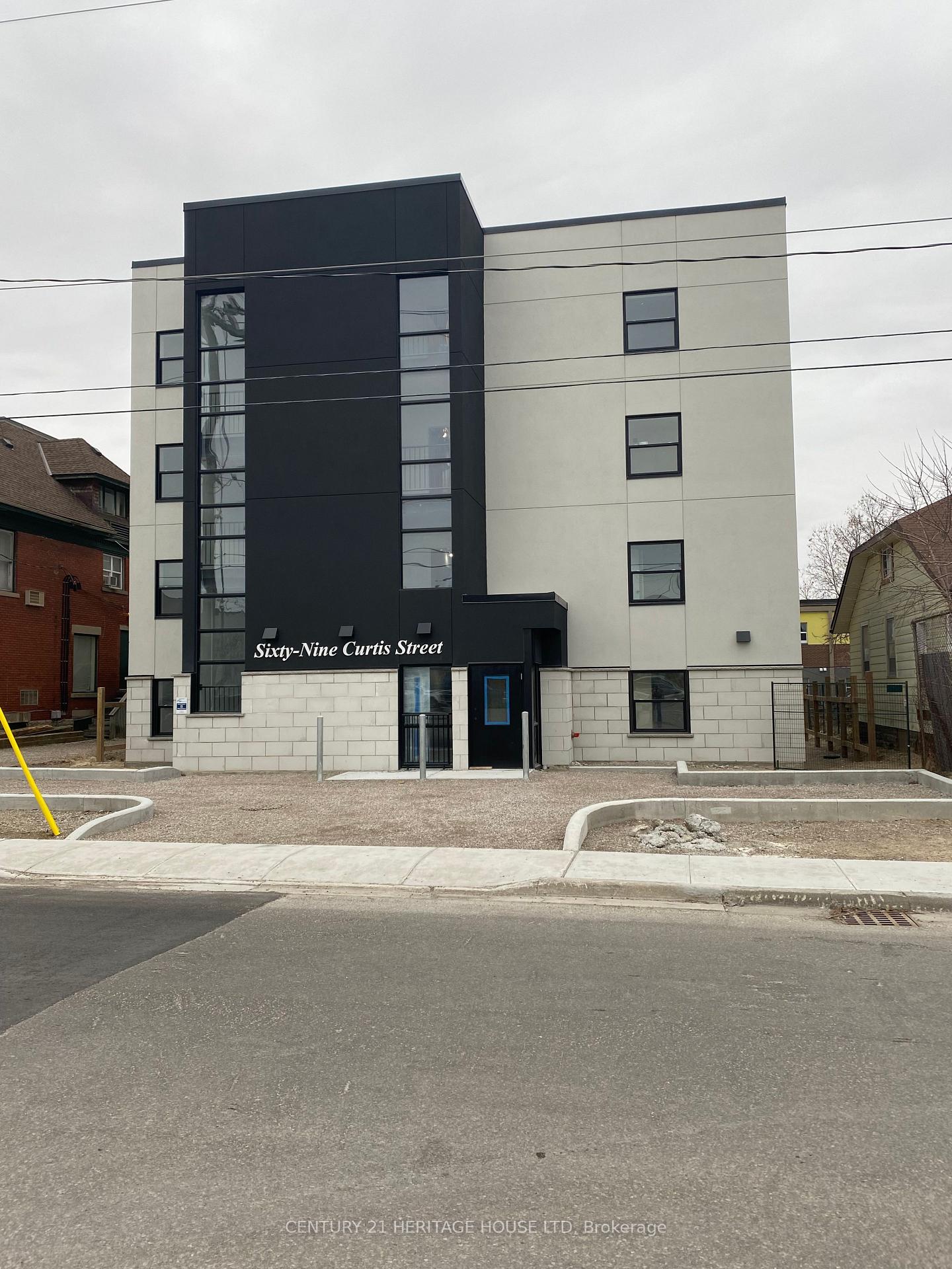 Photo 2 of Unit 304, 69 Curtis Street E, St. Thomas — HOMEH