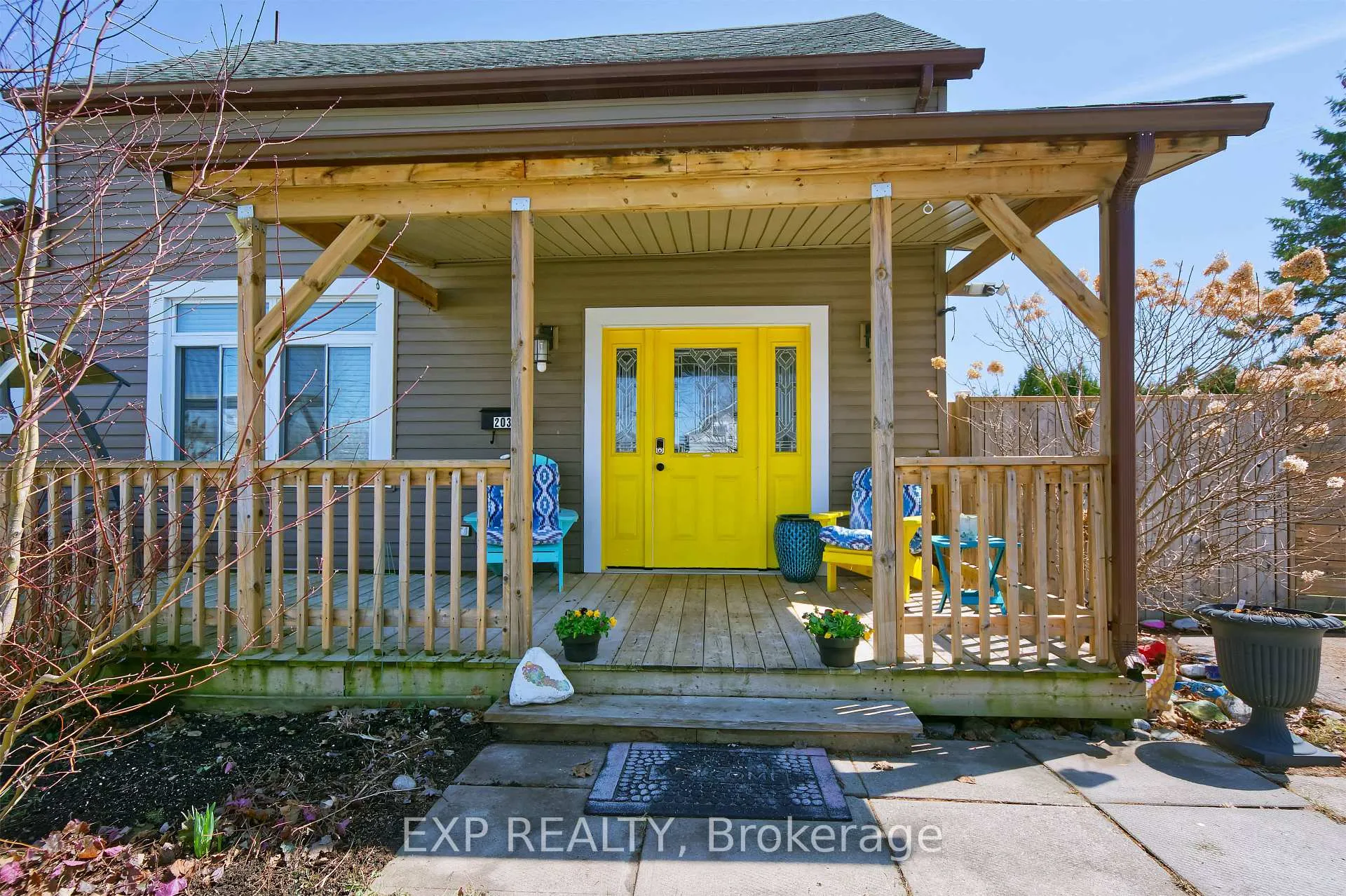 Photo 2 of 203 McKellar Street, Southwest Middlesex, Glencoe — HOMEH