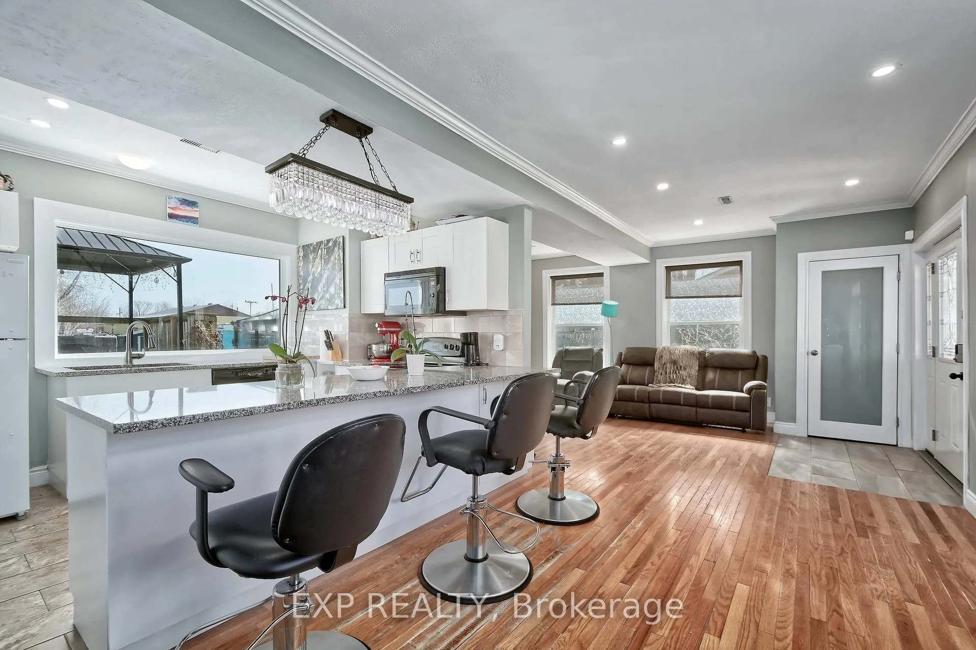 Photo 3 of 203 McKellar Street, Southwest Middlesex, Glencoe — HOMEH