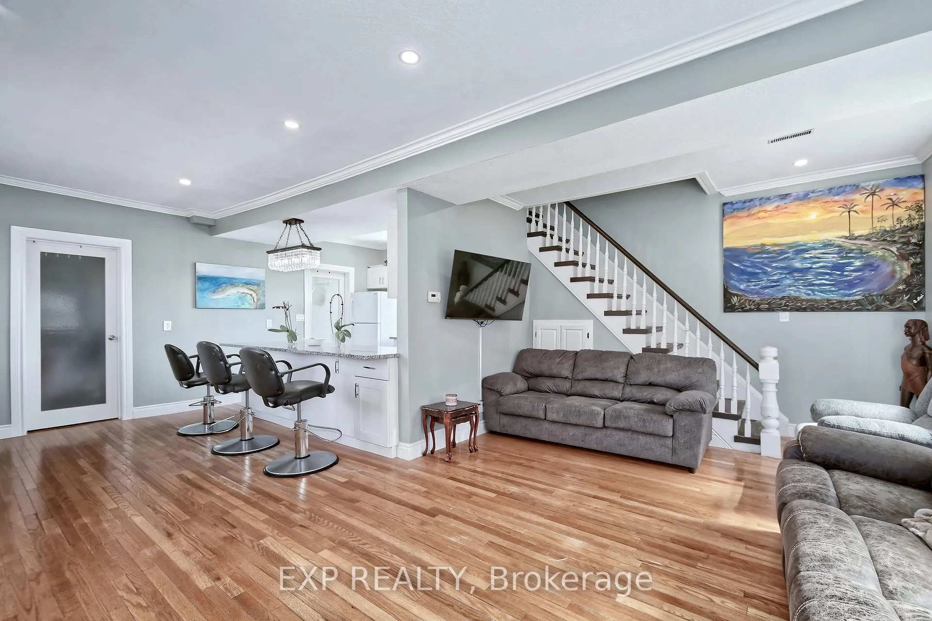 Photo 9 of 203 McKellar Street, Southwest Middlesex, Glencoe — HOMEH