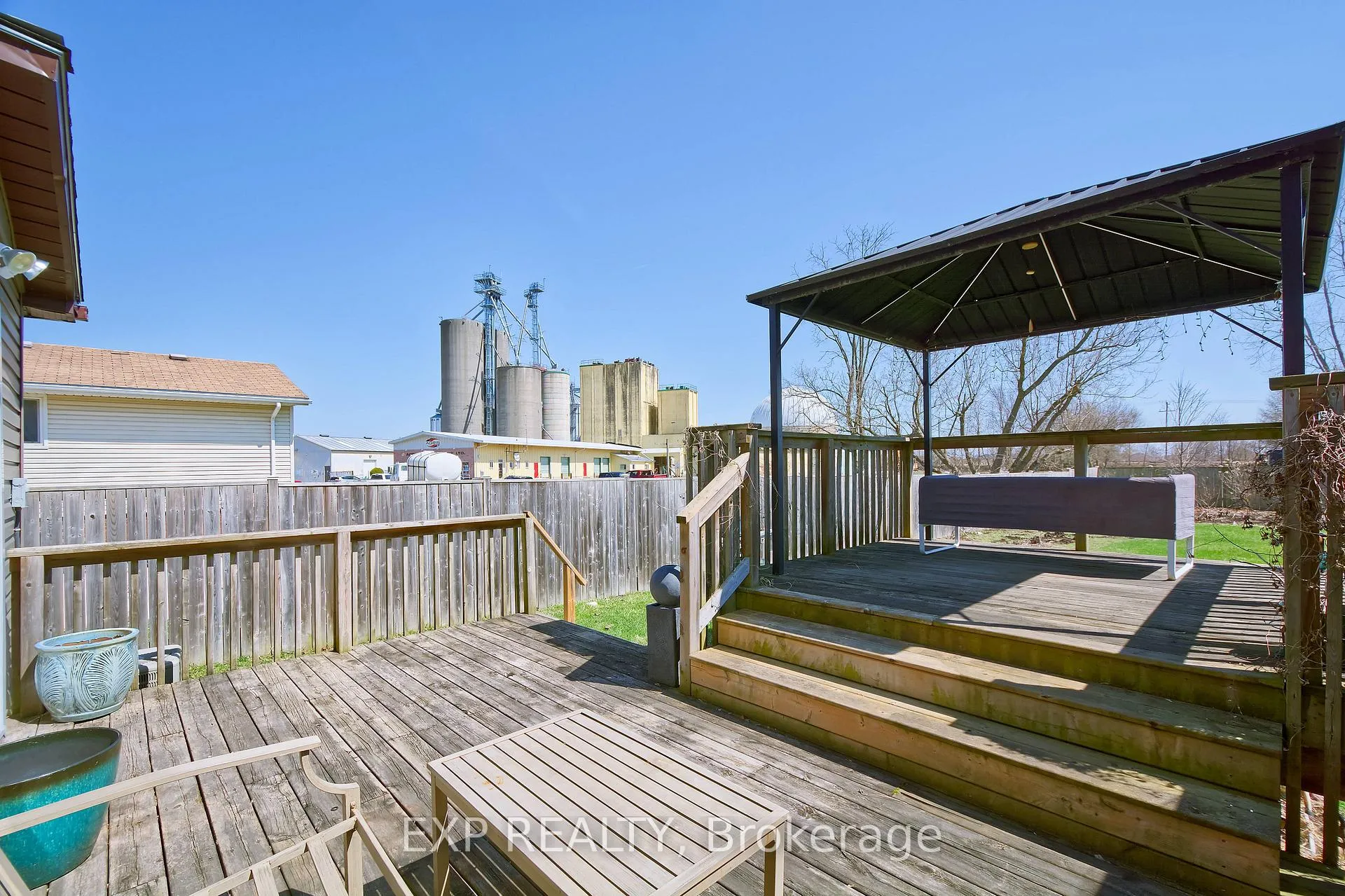 Photo 24 of 203 McKellar Street, Southwest Middlesex, Glencoe — HOMEH