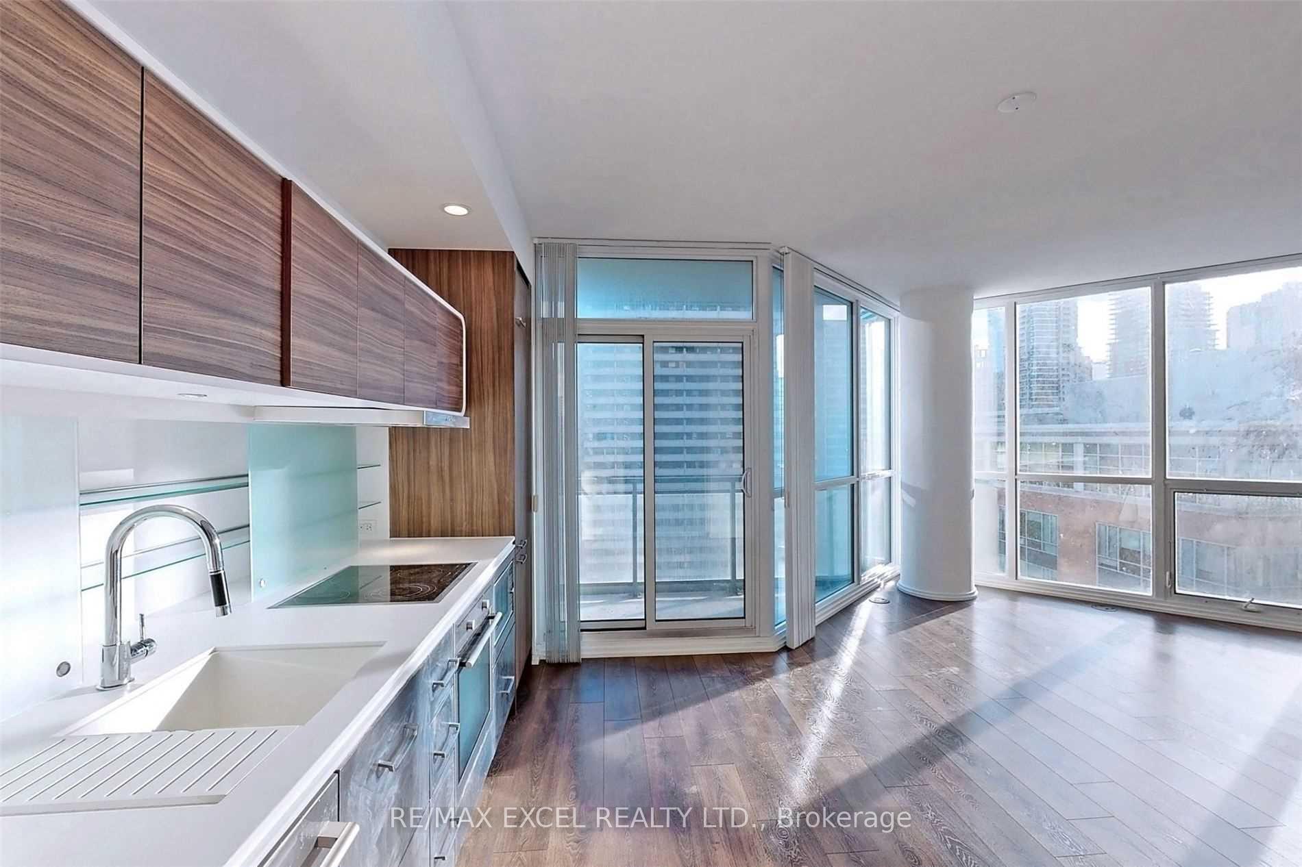 Photo 14 of Unit 1001, 45 Charles Street E, Toronto, Church-Yonge Corridor — HOMEH