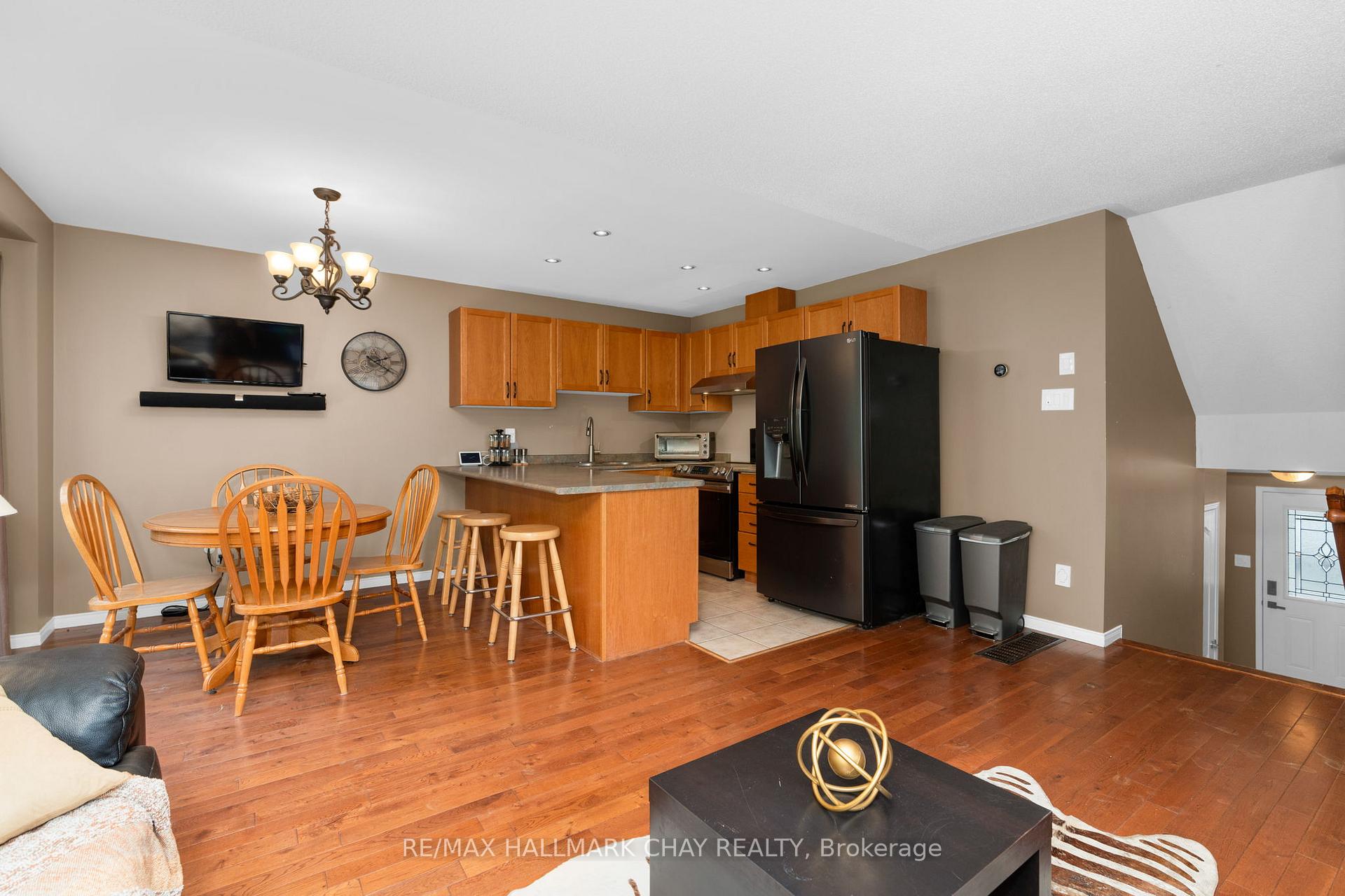 Photo 7 of 63 Parkside Crescent, Essa, Angus — HOMEH