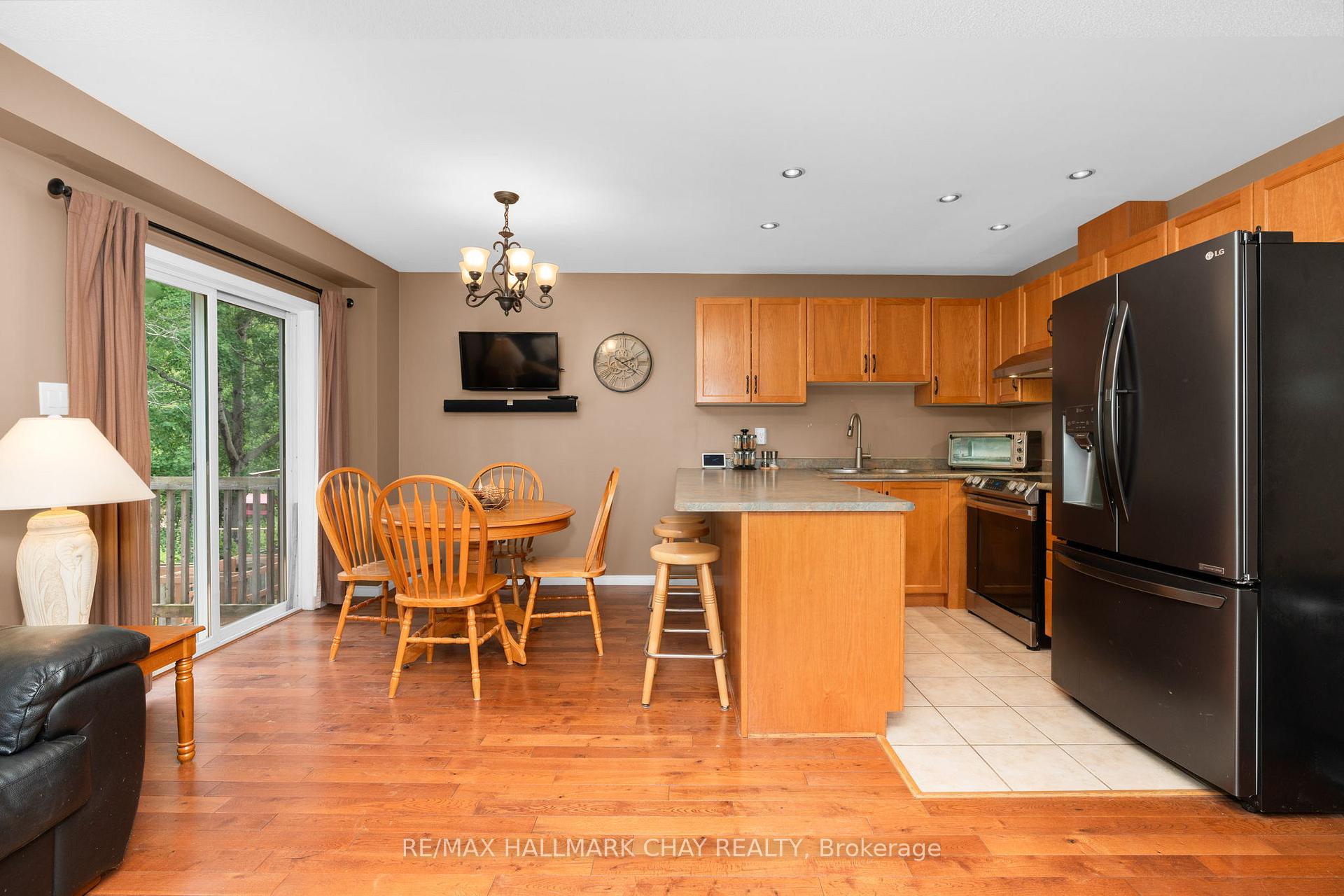 Photo 8 of 63 Parkside Crescent, Essa, Angus — HOMEH