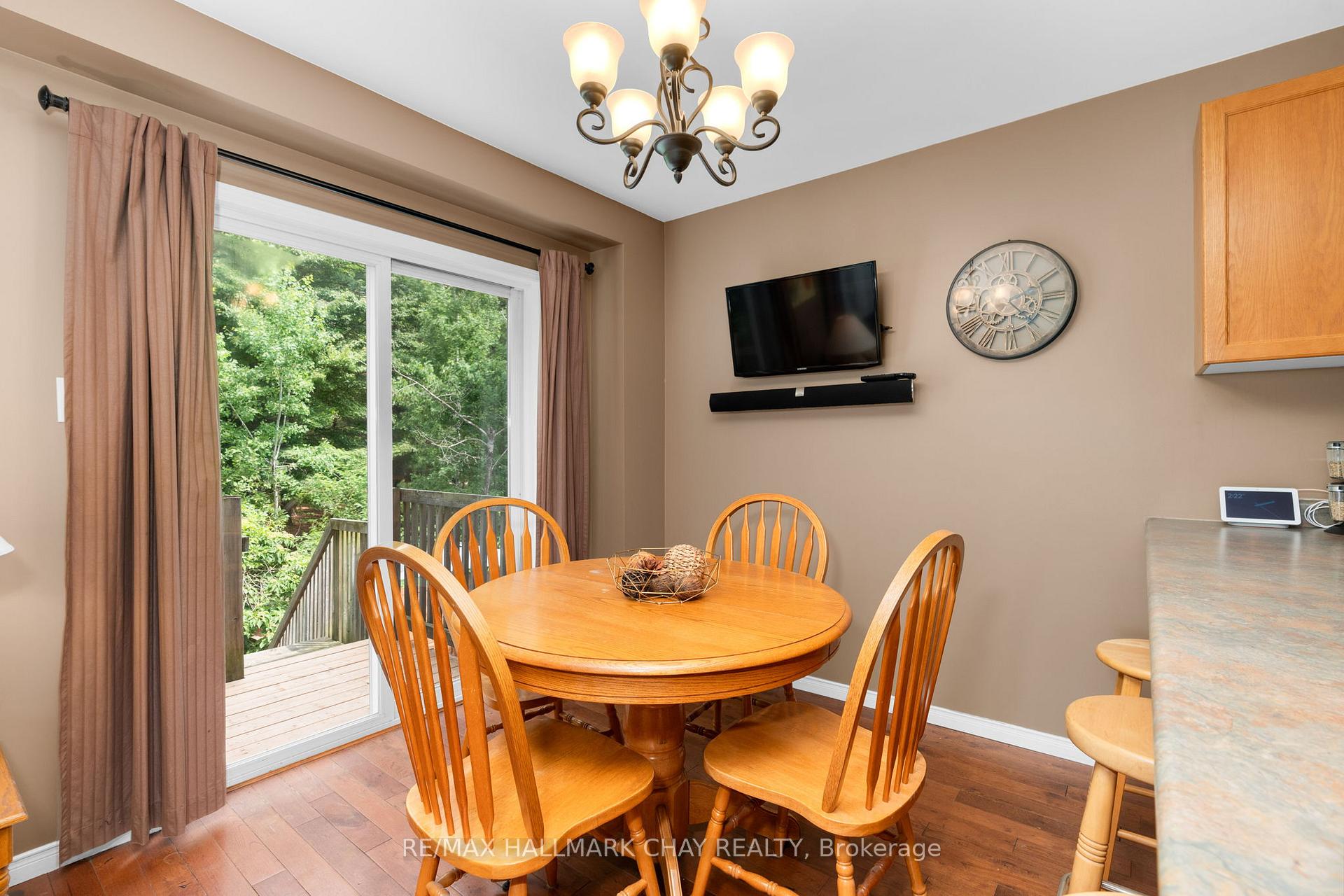 Photo 10 of 63 Parkside Crescent, Essa, Angus — HOMEH