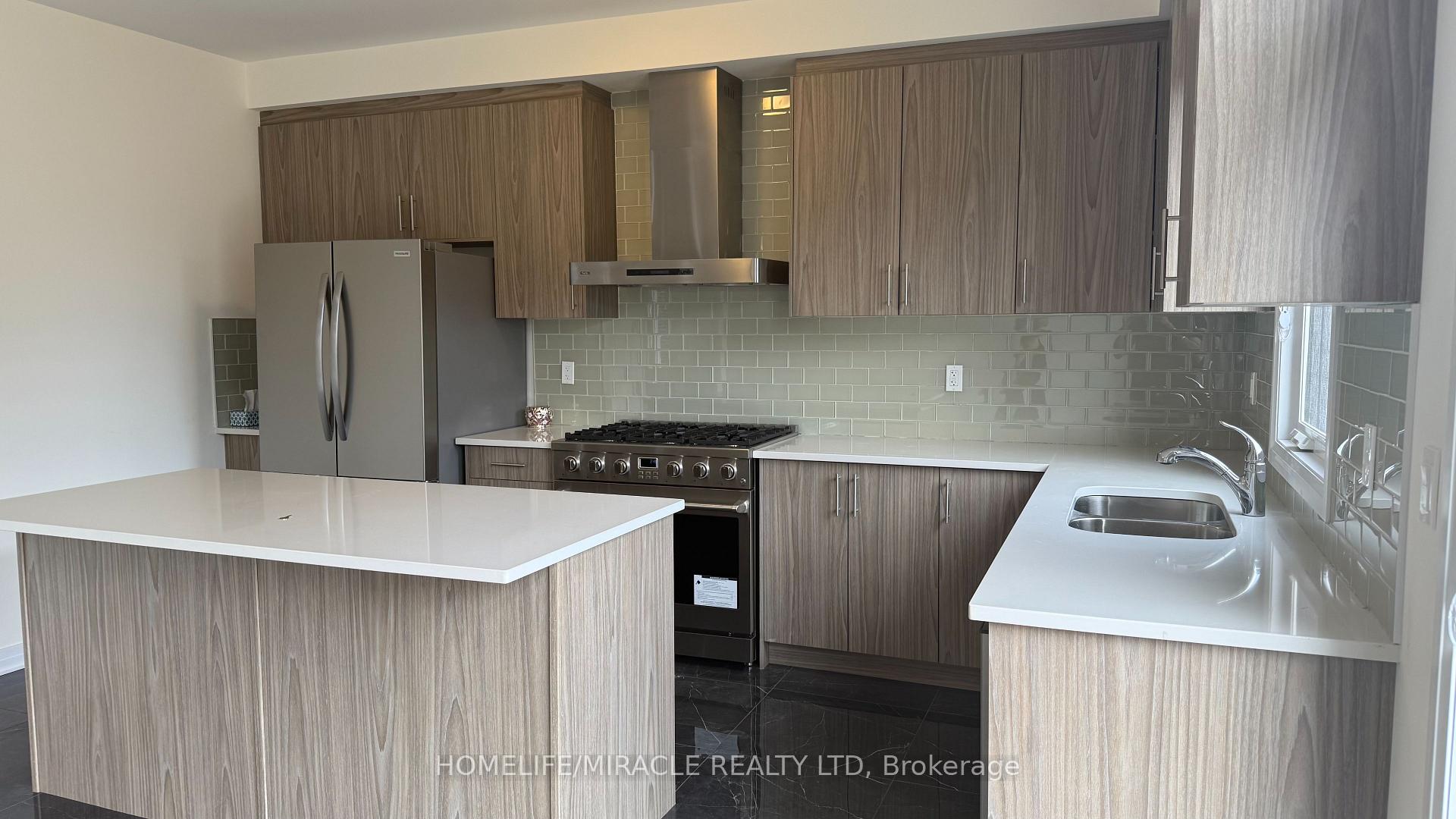 Photo 4 of 29 Gibson Drive, Erin — HOMEH