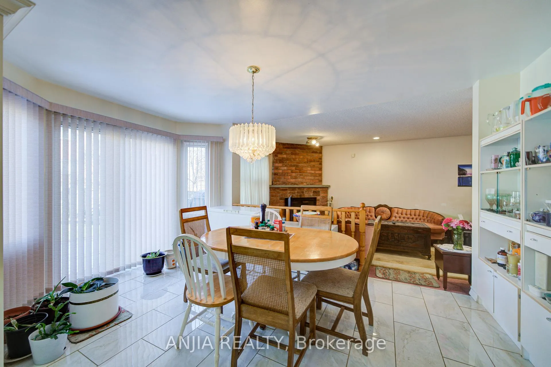 Photo 19 of 34 Baylawn Drive, Markham, Middlefield — HOMEH