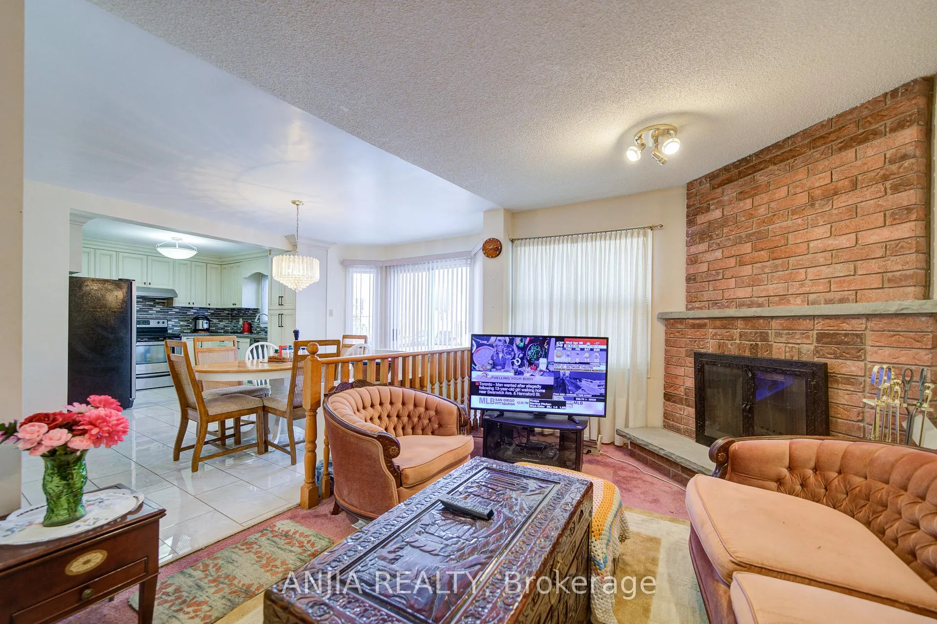Photo 23 of 34 Baylawn Drive, Markham, Middlefield — HOMEH