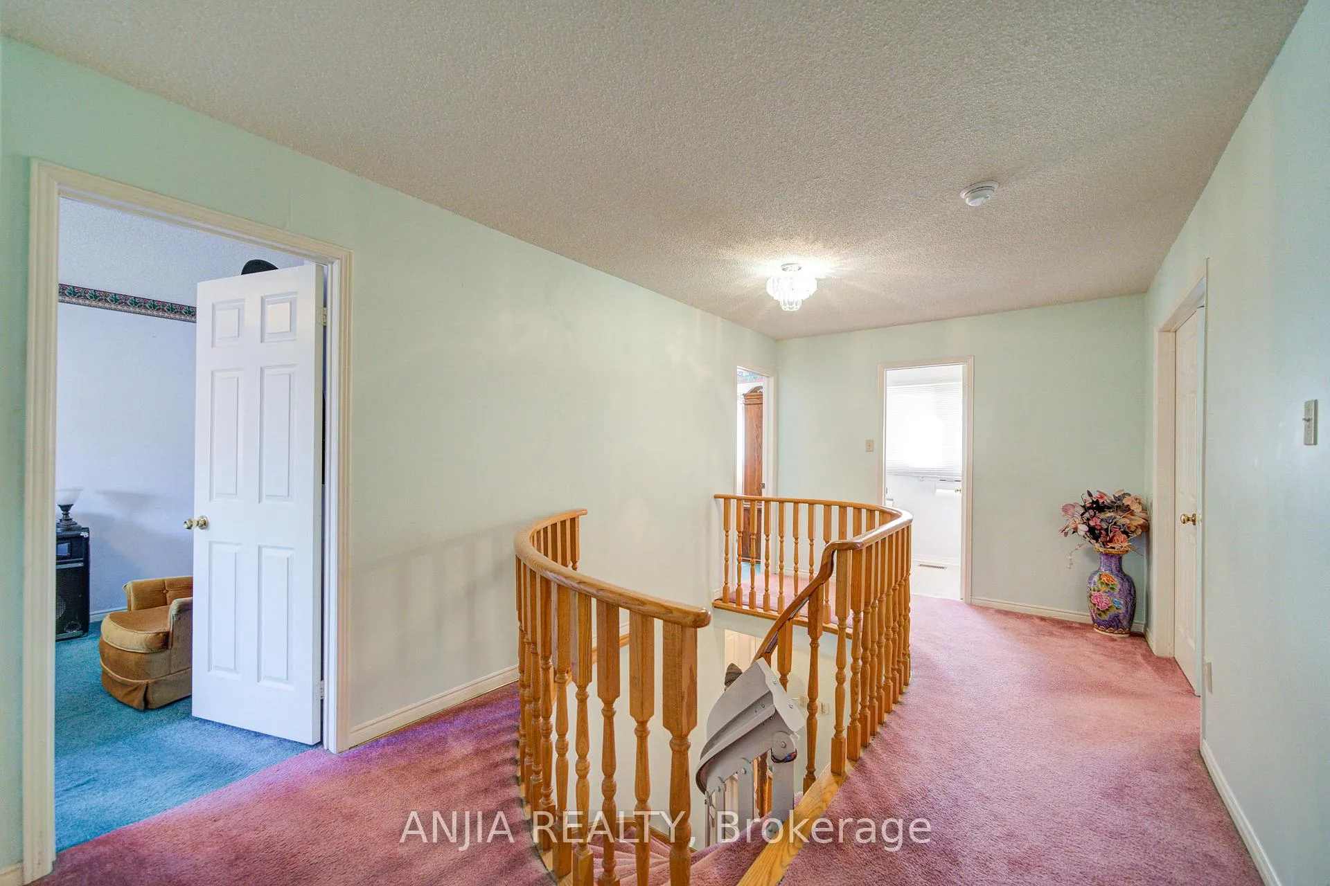 Photo 26 of 34 Baylawn Drive, Markham, Middlefield — HOMEH