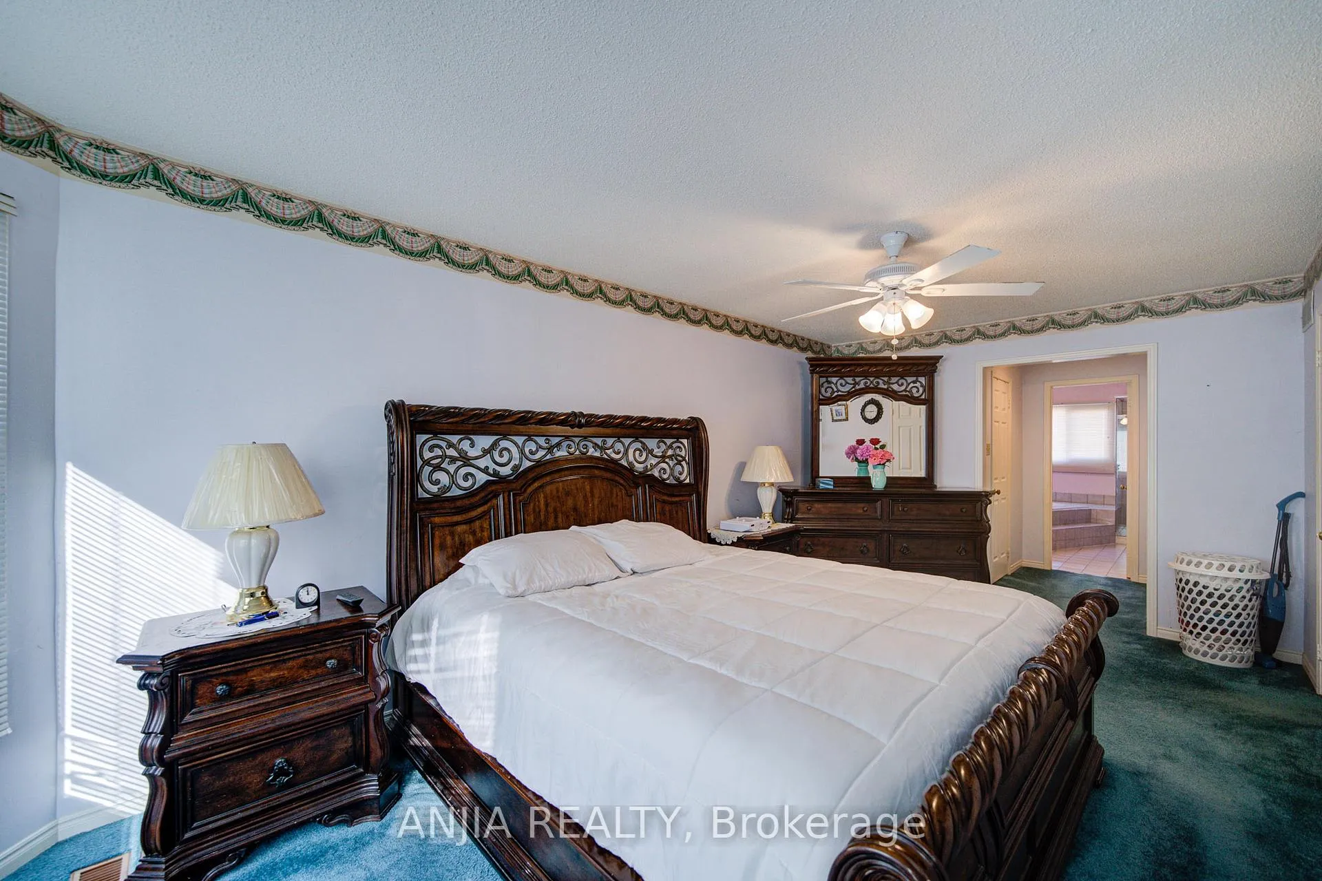 Photo 28 of 34 Baylawn Drive, Markham, Middlefield — HOMEH