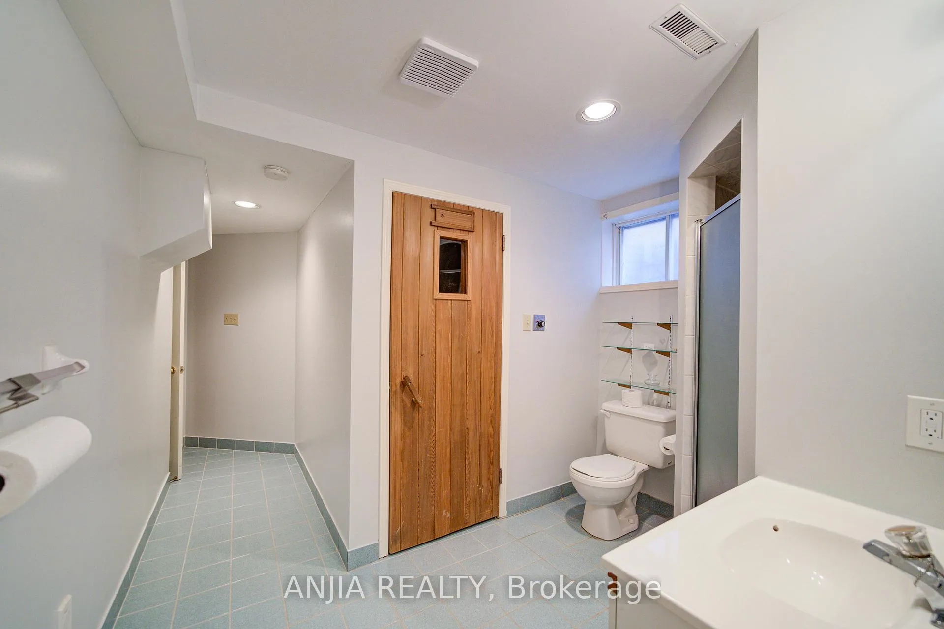 Photo 45 of 34 Baylawn Drive, Markham, Middlefield — HOMEH