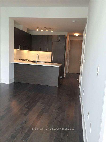 Photo 7 of Unit 925, 39 Queens Quay E, Toronto, Waterfront Communities — HOMEH