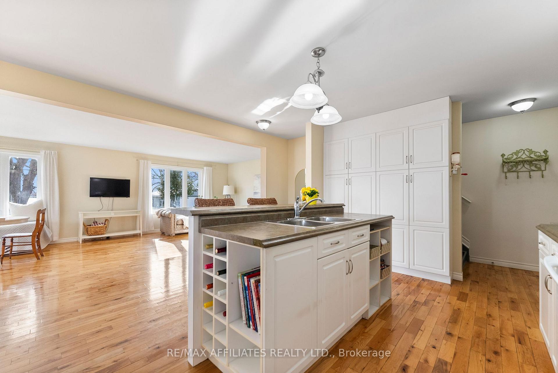 Photo 12 of 105 North Channel Road, Edwardsburgh/Cardinal, Edwardsburgh/Cardinal Twp — HOMEH