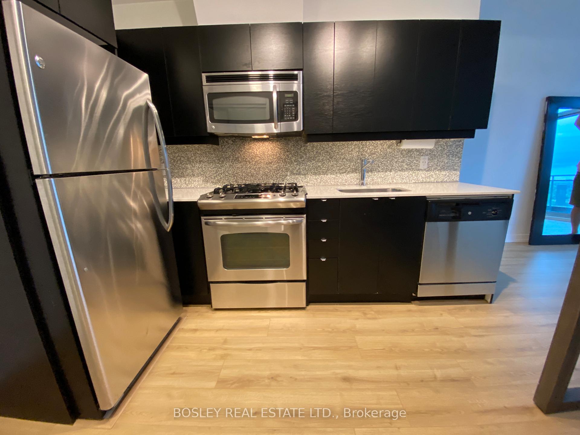 Photo 4 of Unit 904, 127 Queen Street E, Toronto, Church-Yonge Corridor — HOMEH