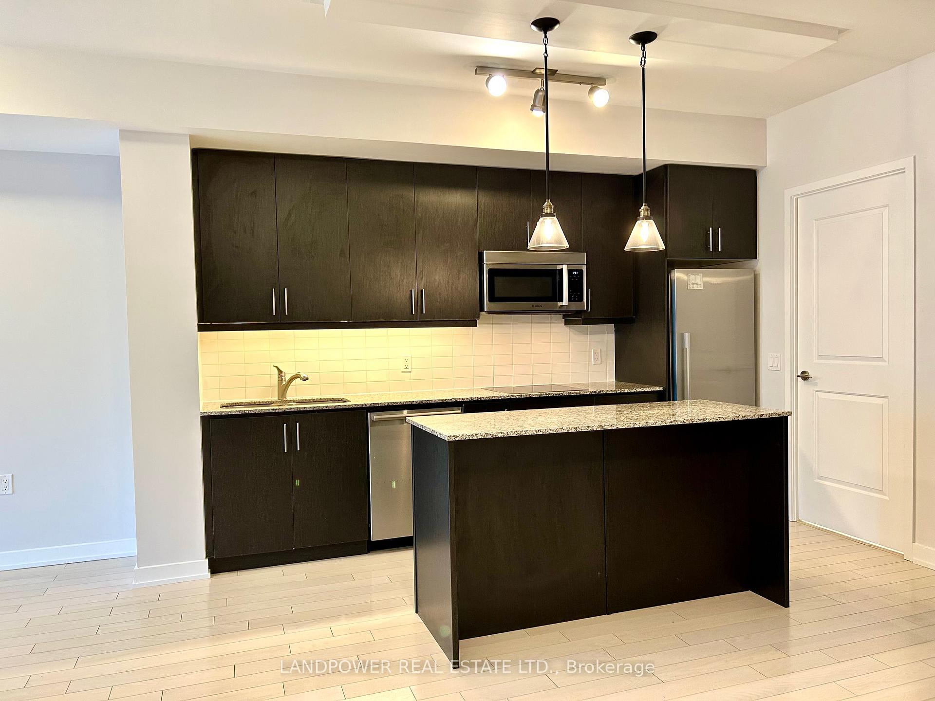 Photo 7 of Unit 2403, 1 The Esplanade, Toronto, Waterfront Communities — HOMEH