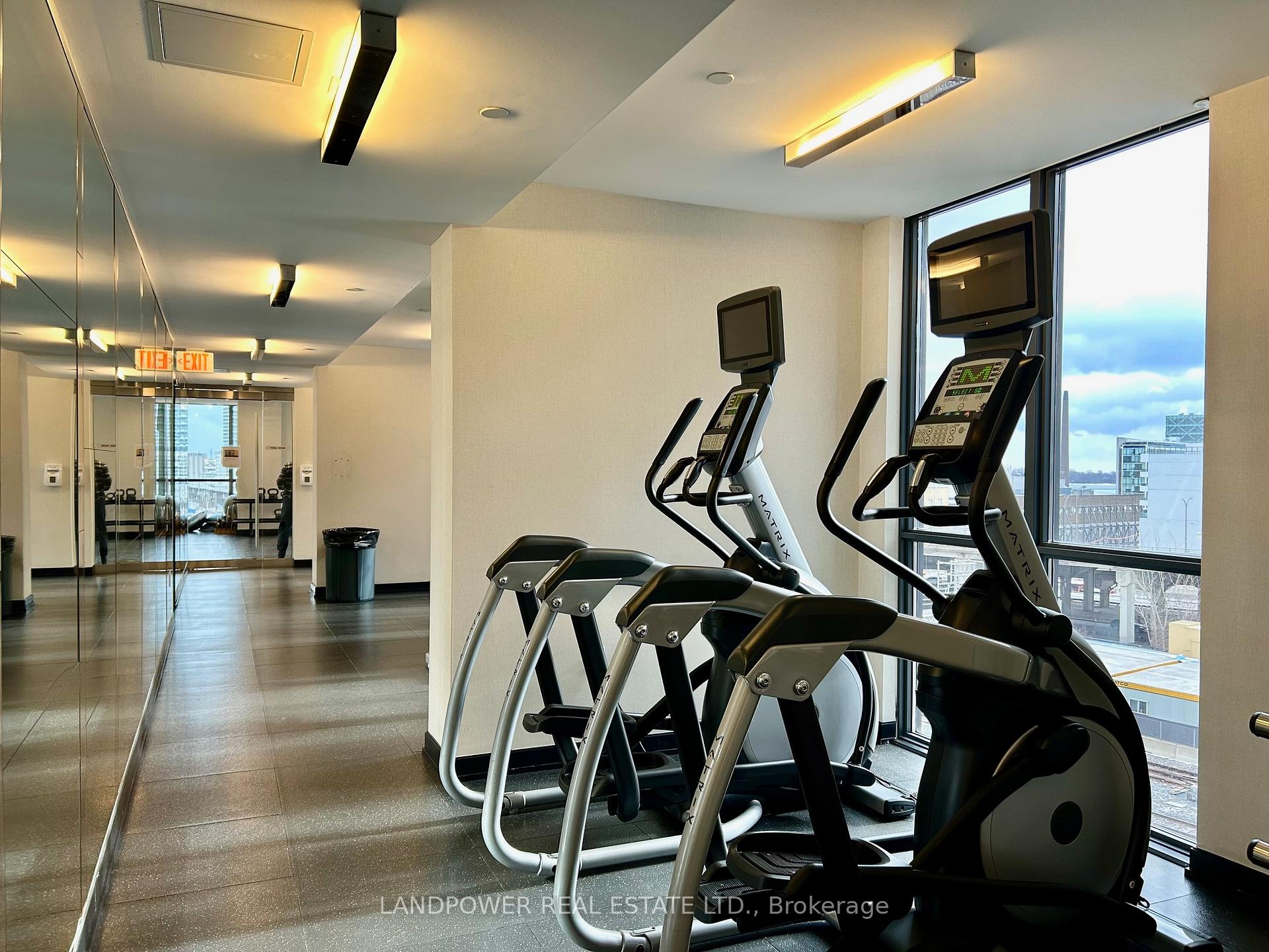 Photo 19 of Unit 2403, 1 The Esplanade, Toronto, Waterfront Communities — HOMEH