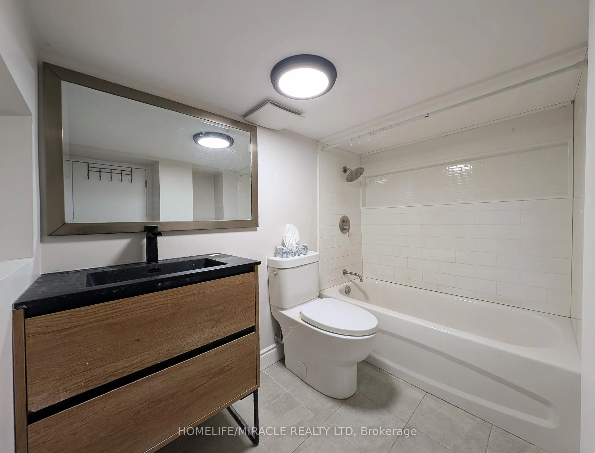 Photo 28 of 137 Proctor Street, Sarnia — HOMEH