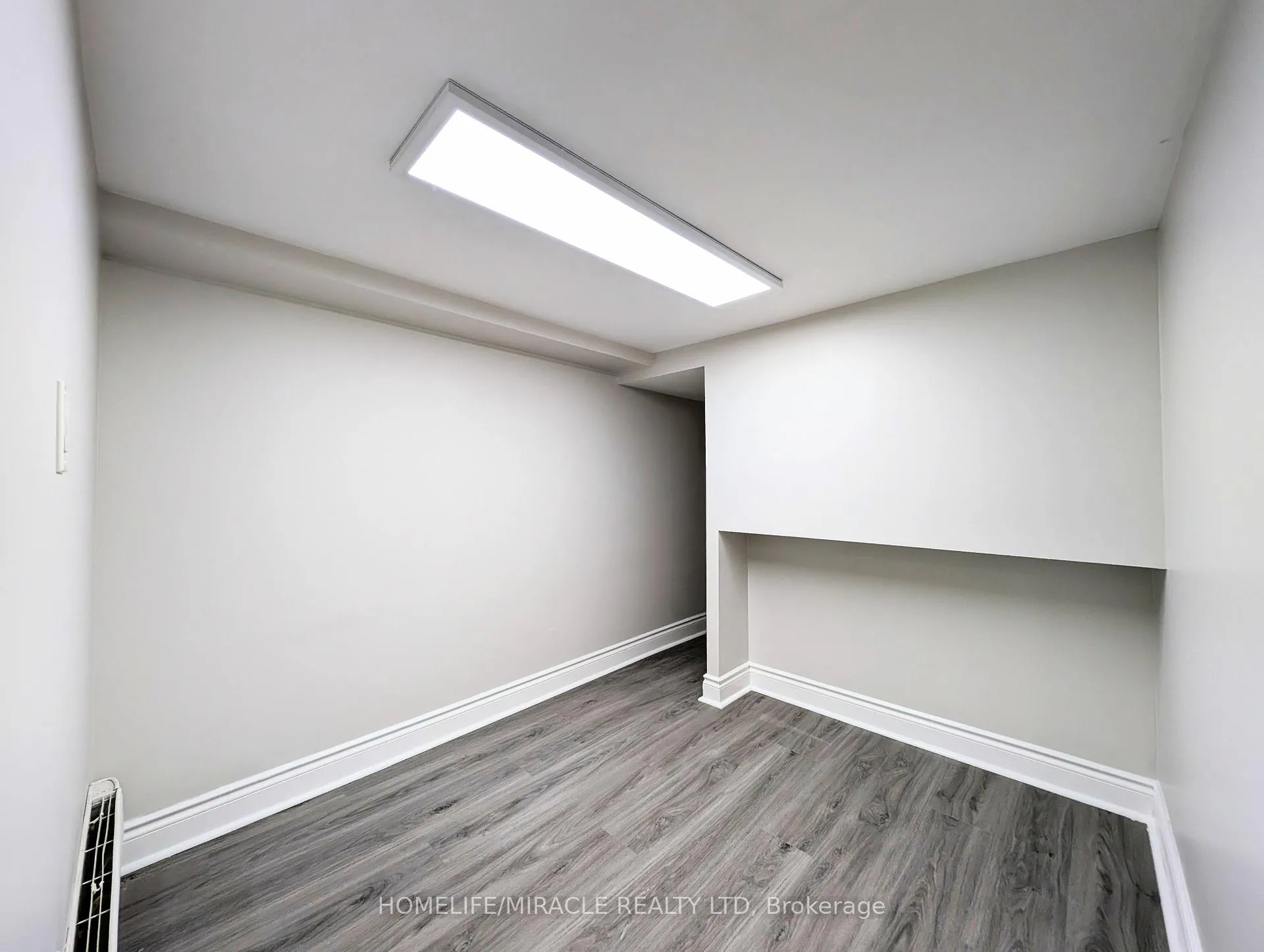 Photo 29 of 137 Proctor Street, Sarnia — HOMEH