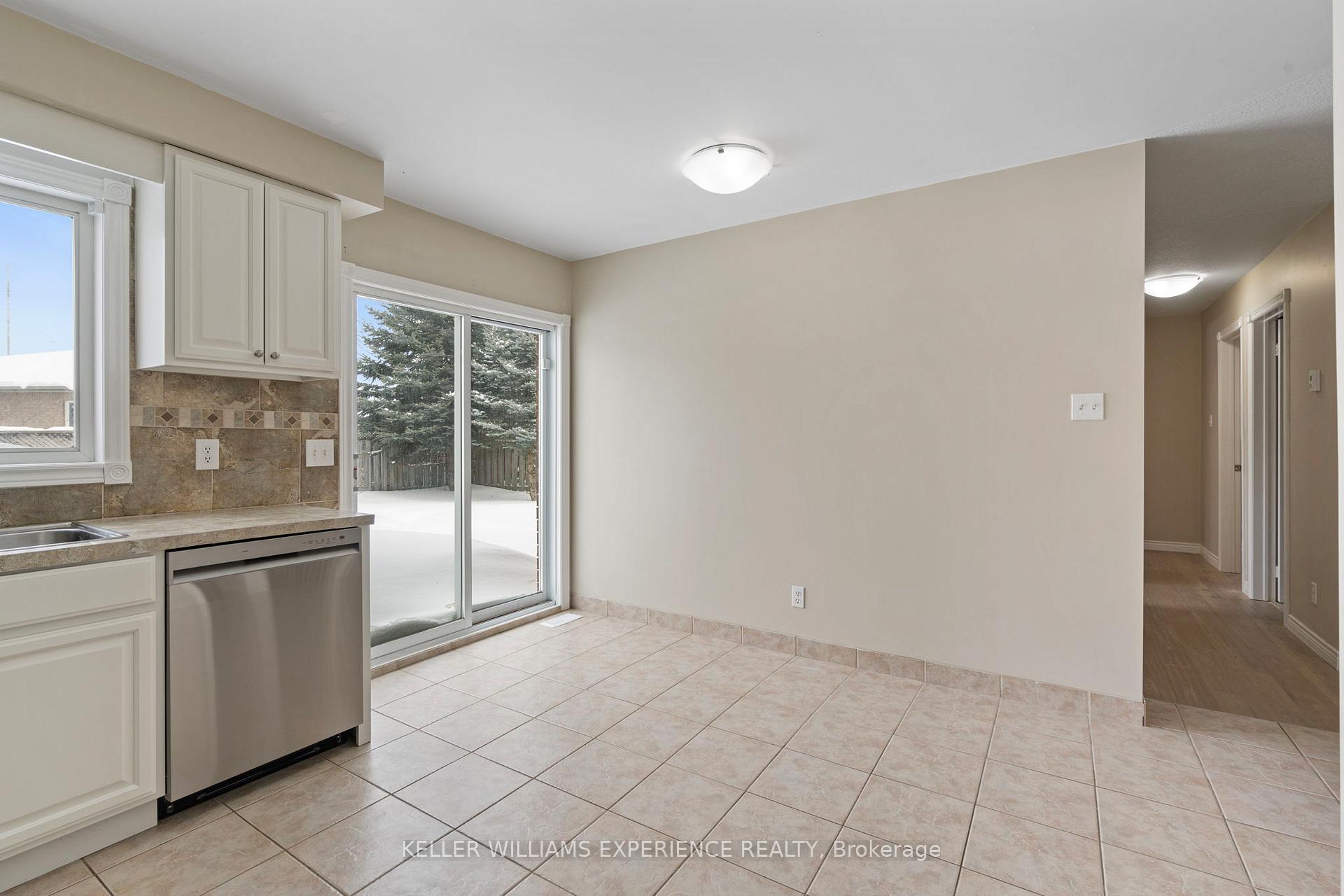 Photo 20 of 62 Mapleton Avenue, Barrie, Holly — HOMEH
