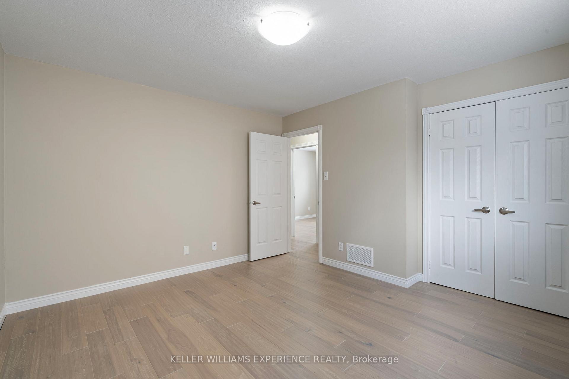 Photo 25 of 62 Mapleton Avenue, Barrie, Holly — HOMEH