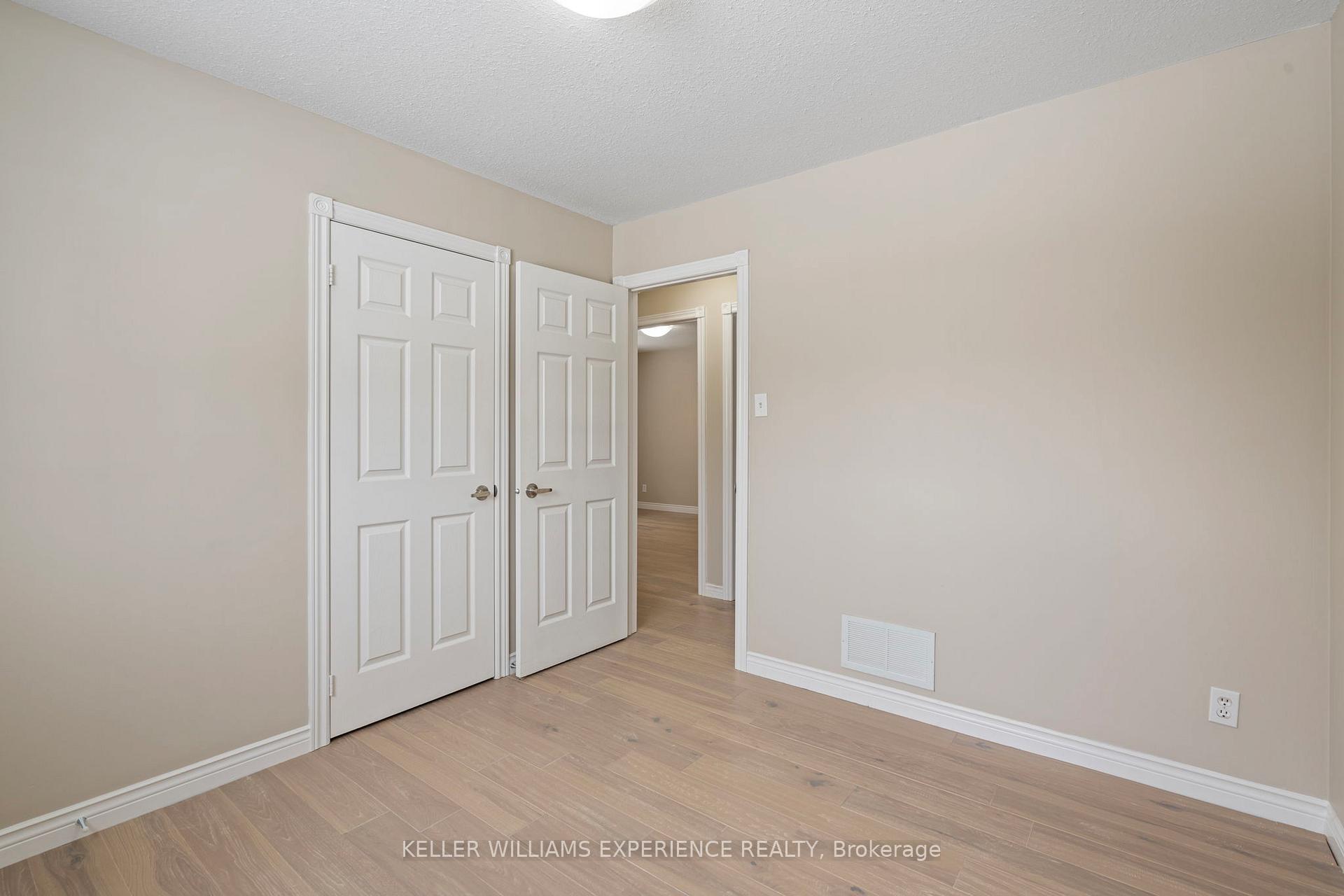 Photo 29 of 62 Mapleton Avenue, Barrie, Holly — HOMEH