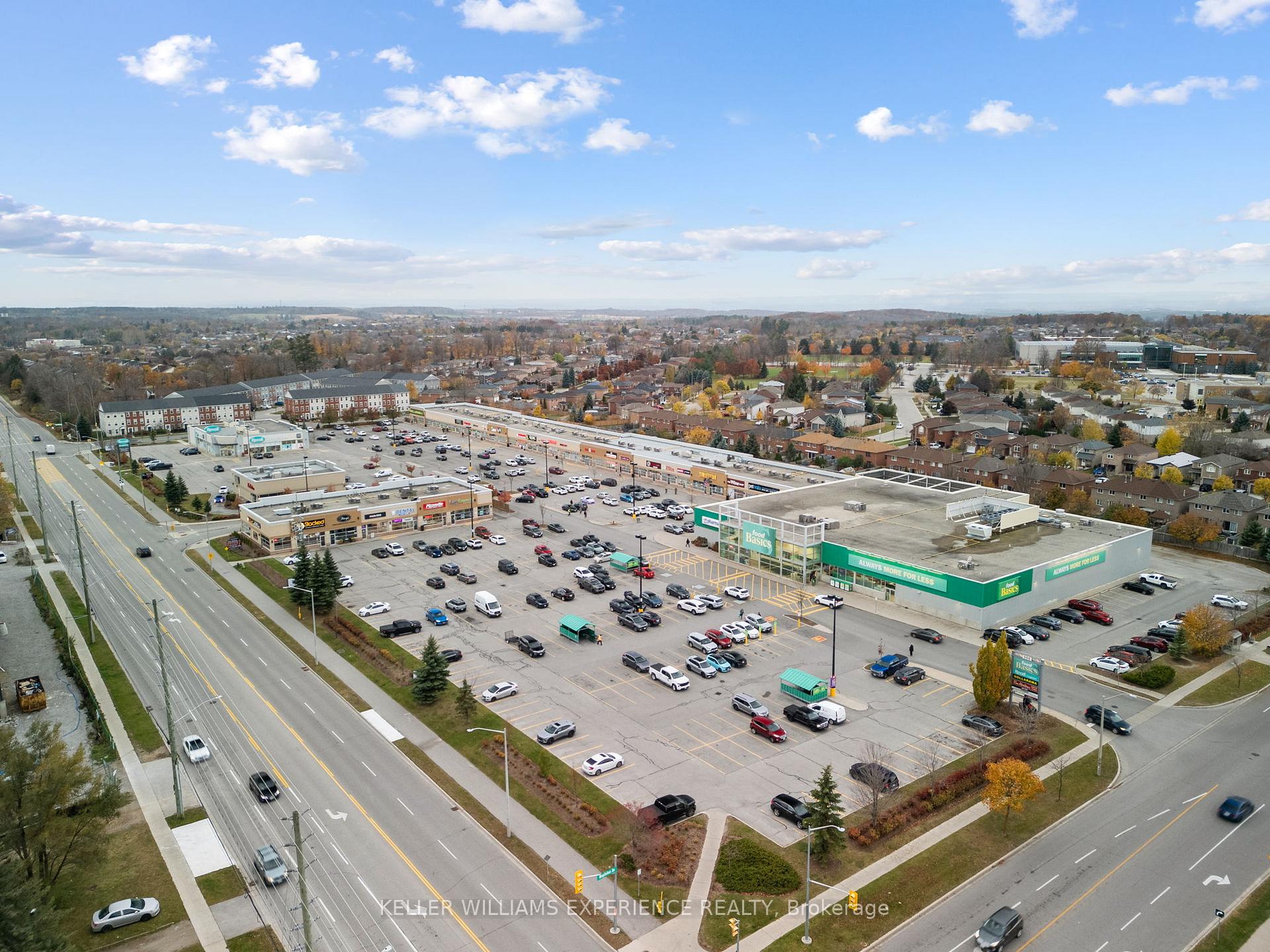 Photo 35 of 62 Mapleton Avenue, Barrie, Holly — HOMEH