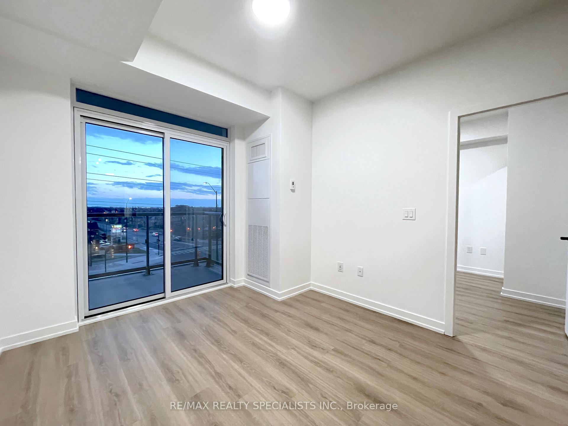 Photo 3 of Unit 412, 10 Lagerfeld Drive, Brampton, Northwest Brampton — HOMEH
