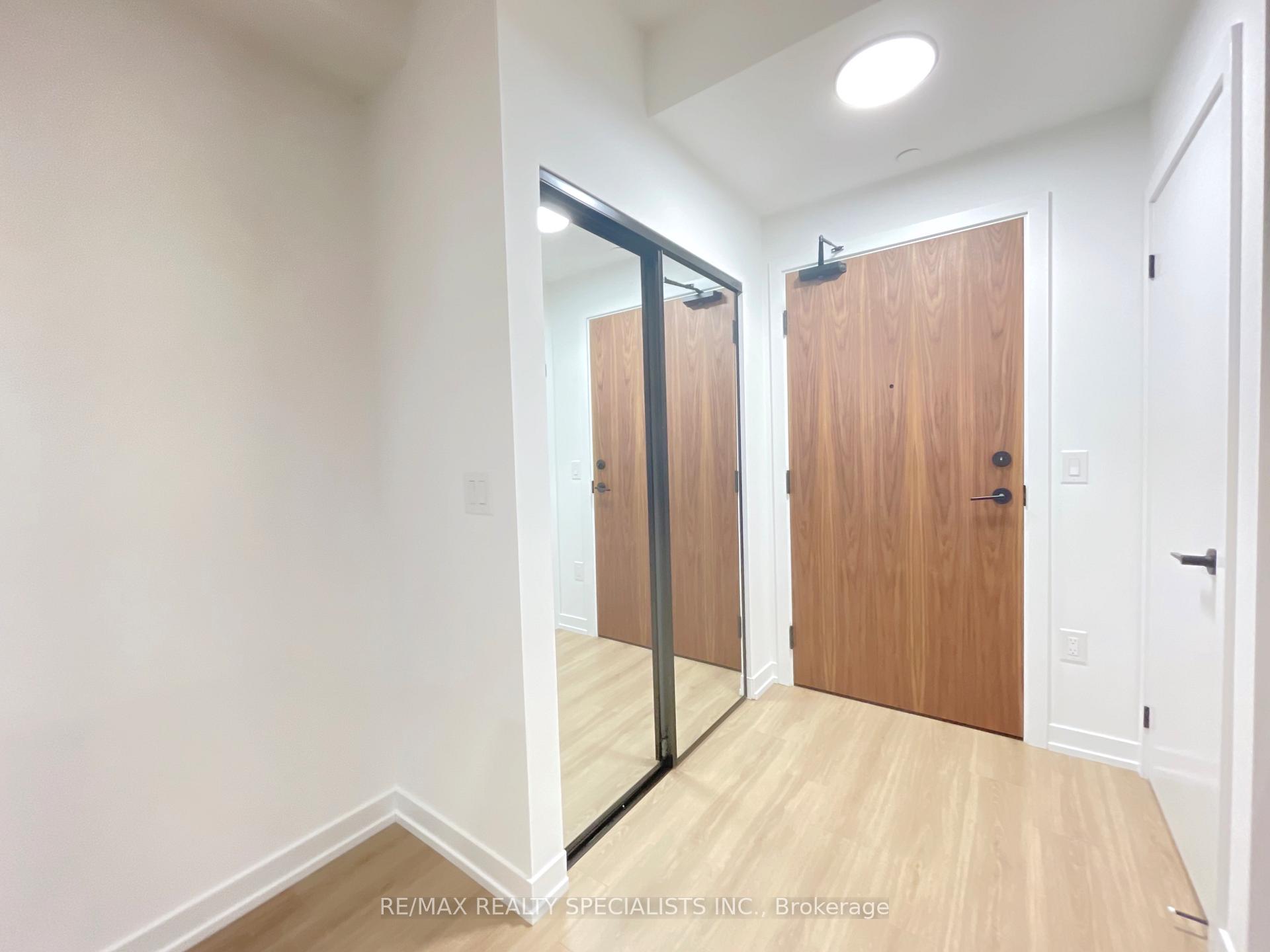 Photo 10 of Unit 412, 10 Lagerfeld Drive, Brampton, Northwest Brampton — HOMEH