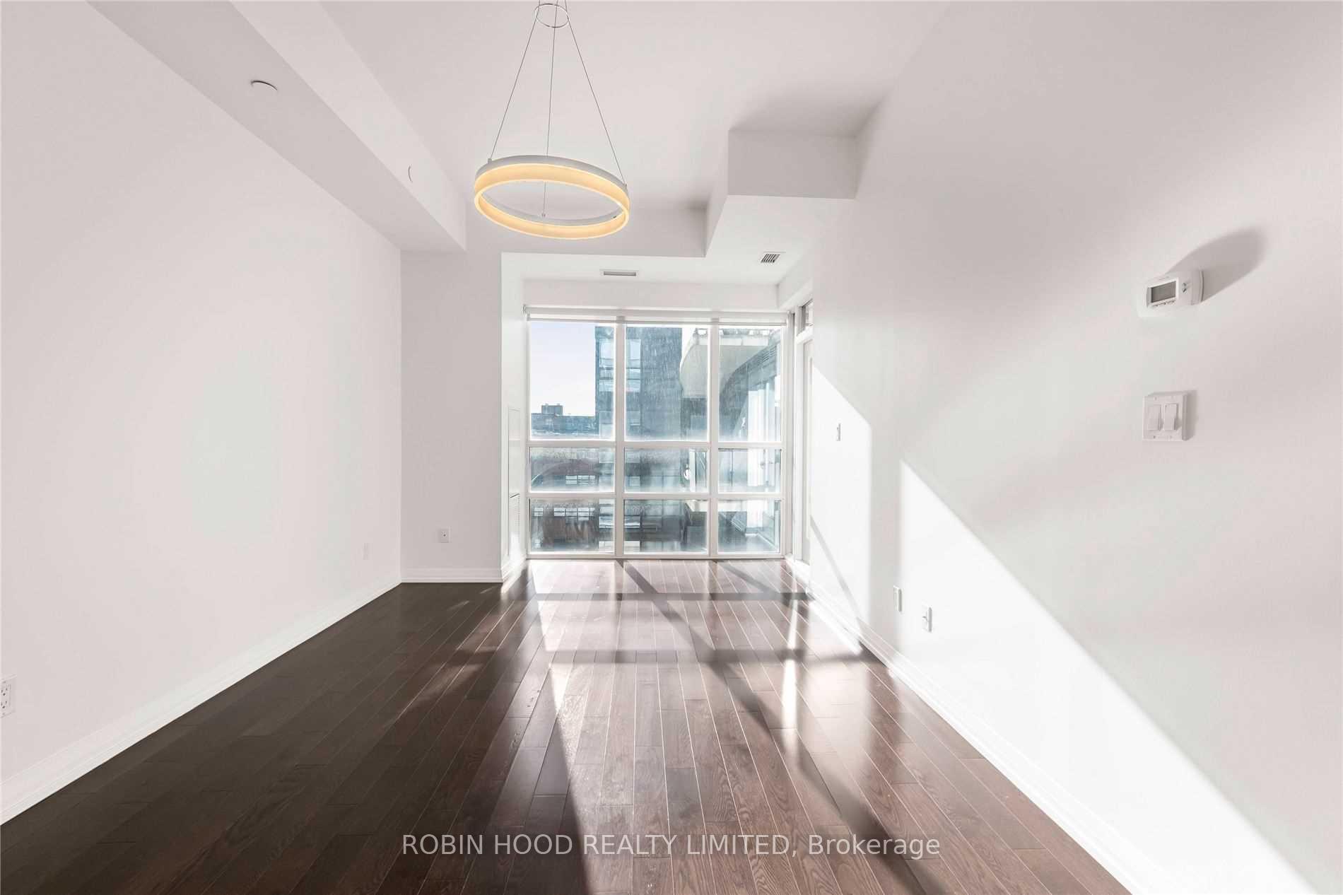 Photo 6 of Unit 815, 460 Adelaide Street E, Toronto, Moss Park — HOMEH