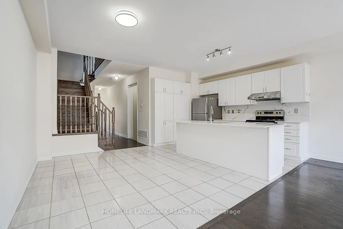 Photo 9 of 5 Reddington Road, Markham, Cedarwood — HOMEH
