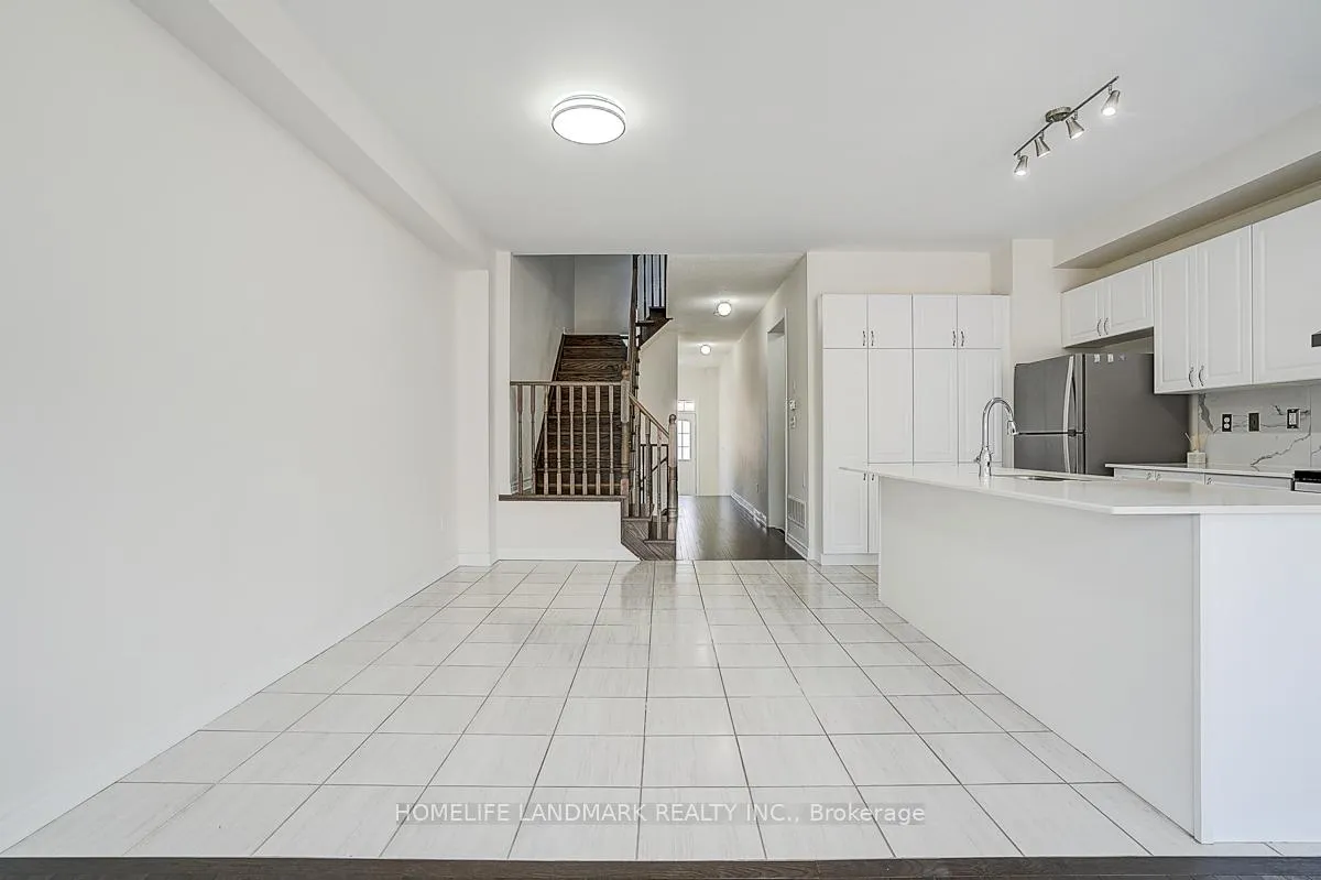 Photo 10 of 5 Reddington Road, Markham, Cedarwood — HOMEH