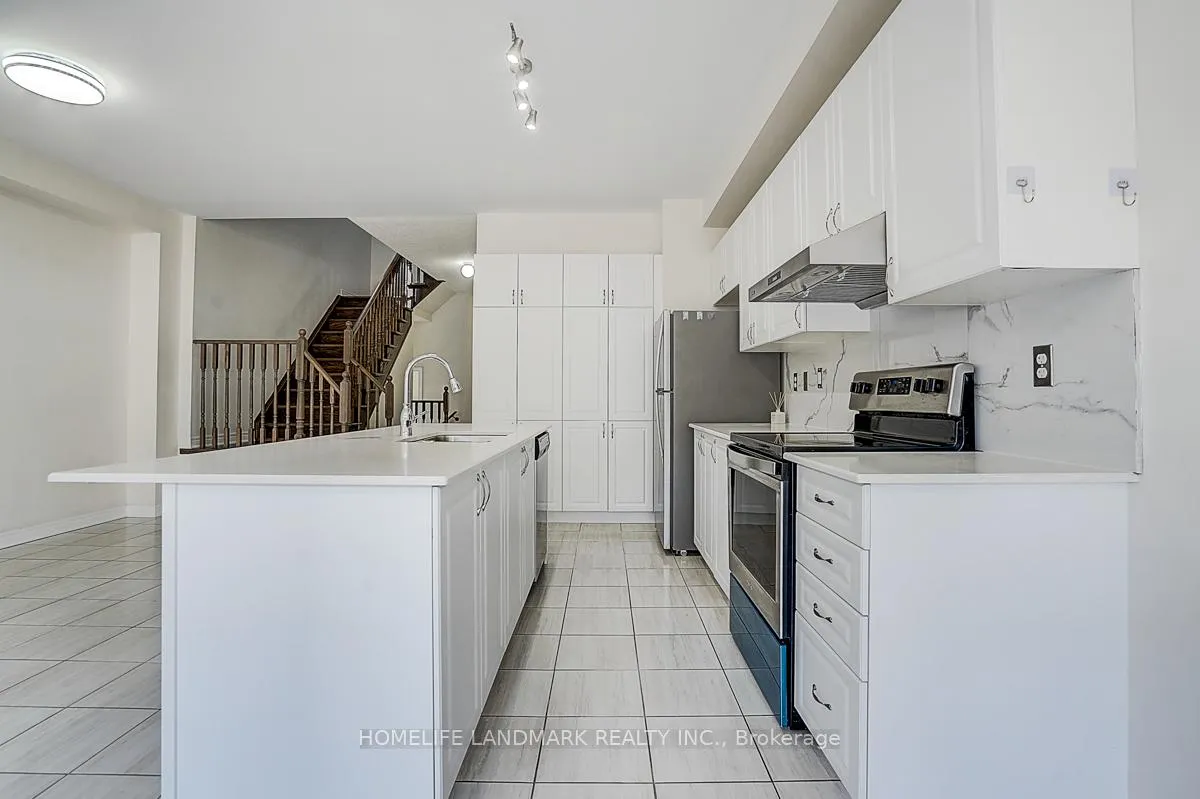 Photo 12 of 5 Reddington Road, Markham, Cedarwood — HOMEH