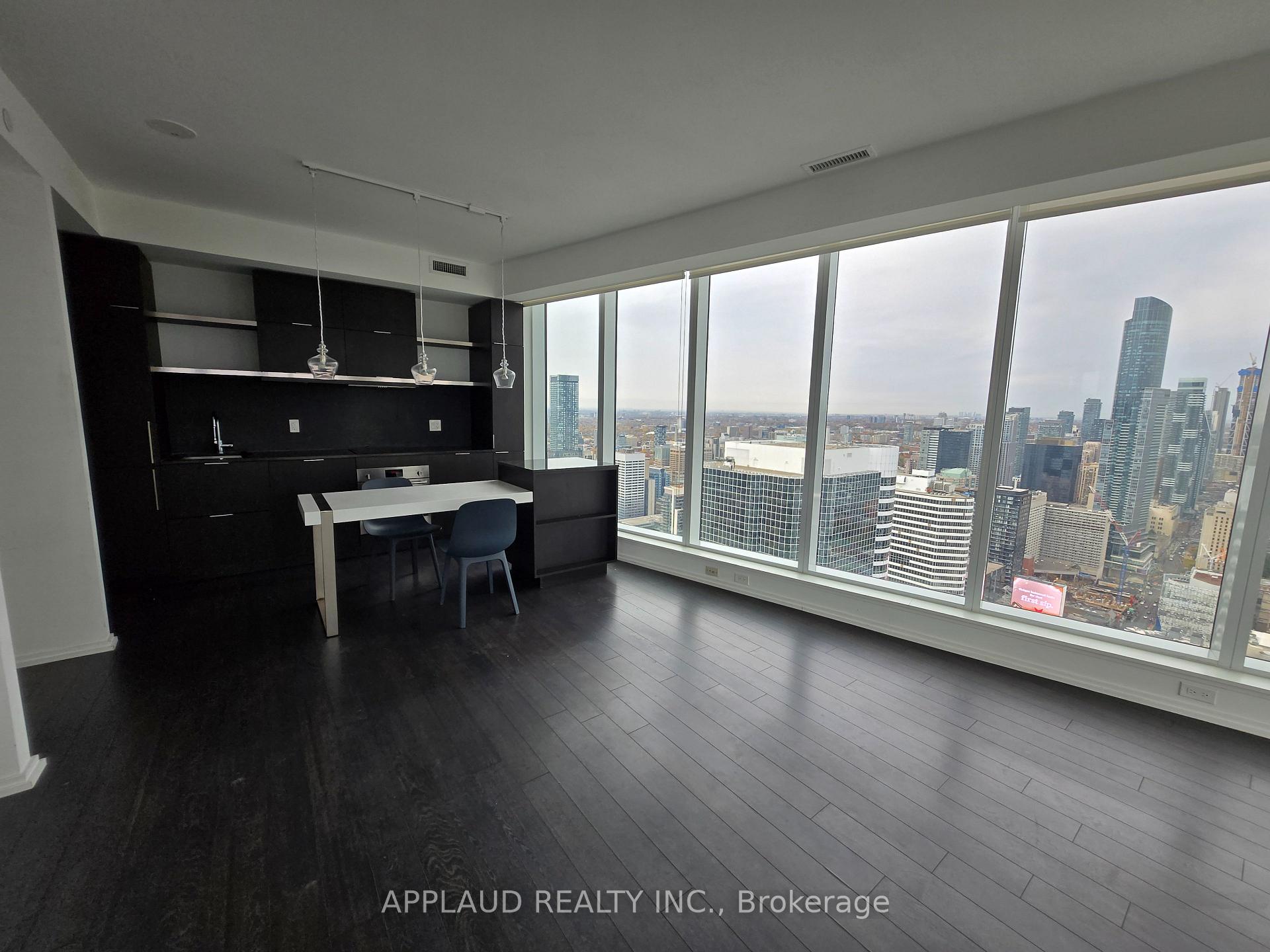 Photo 7 of Unit 5002, 197 Yonge Street, Toronto, Church-Yonge Corridor — HOMEH