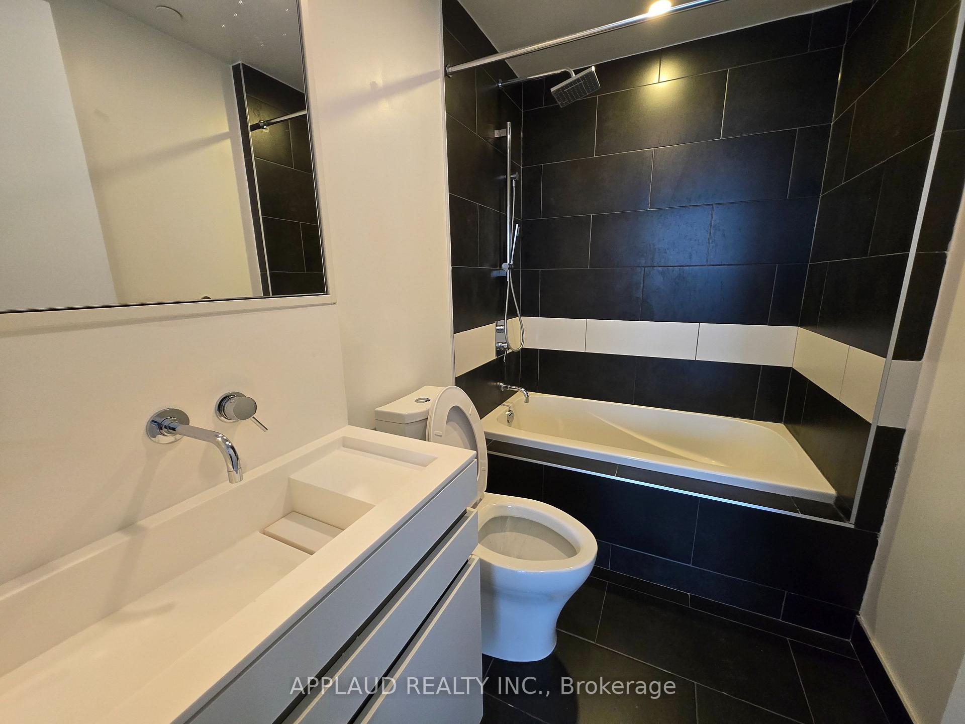 Photo 10 of Unit 5002, 197 Yonge Street, Toronto, Church-Yonge Corridor — HOMEH