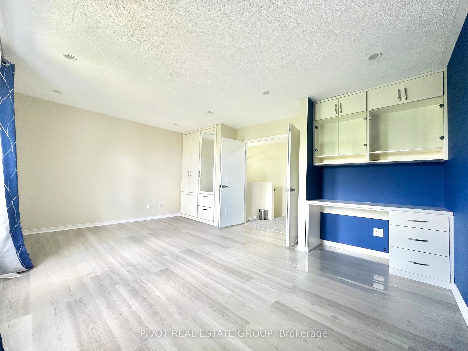 Photo 14 of 41 Wylie Circle, Halton Hills, Georgetown — HOMEH