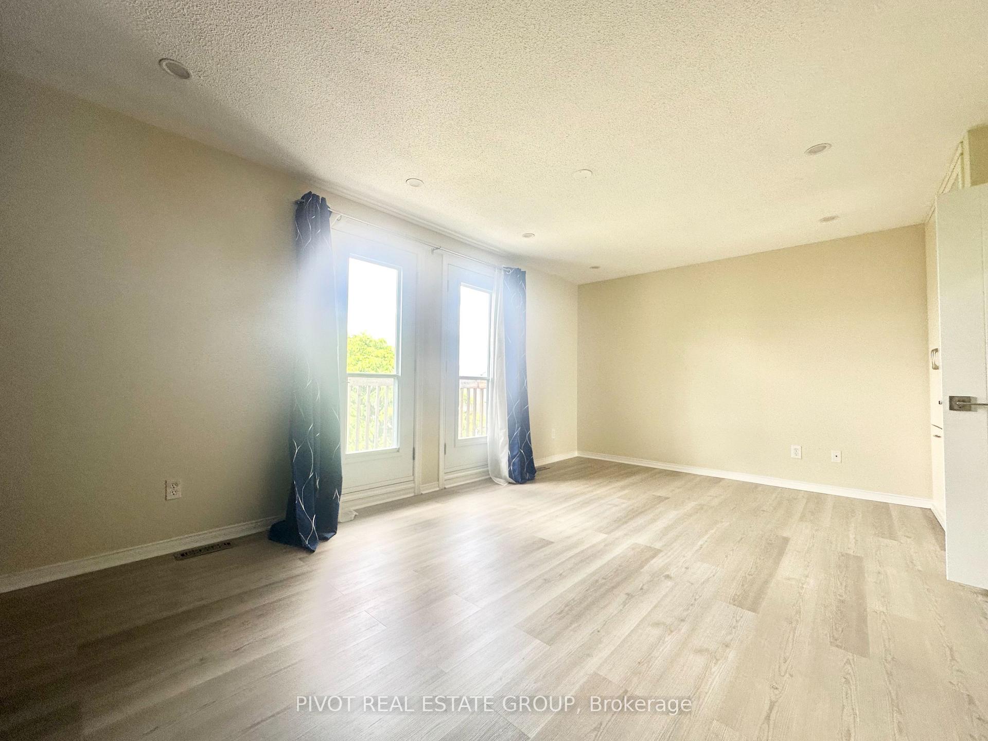 Photo 11 of 41 Wylie Circle, Halton Hills, Georgetown — HOMEH