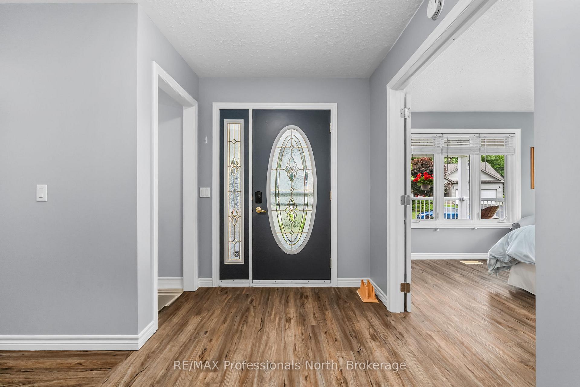 Photo 6 of 4 Red Maple Court, Gravenhurst, Muskoka (S) — HOMEH