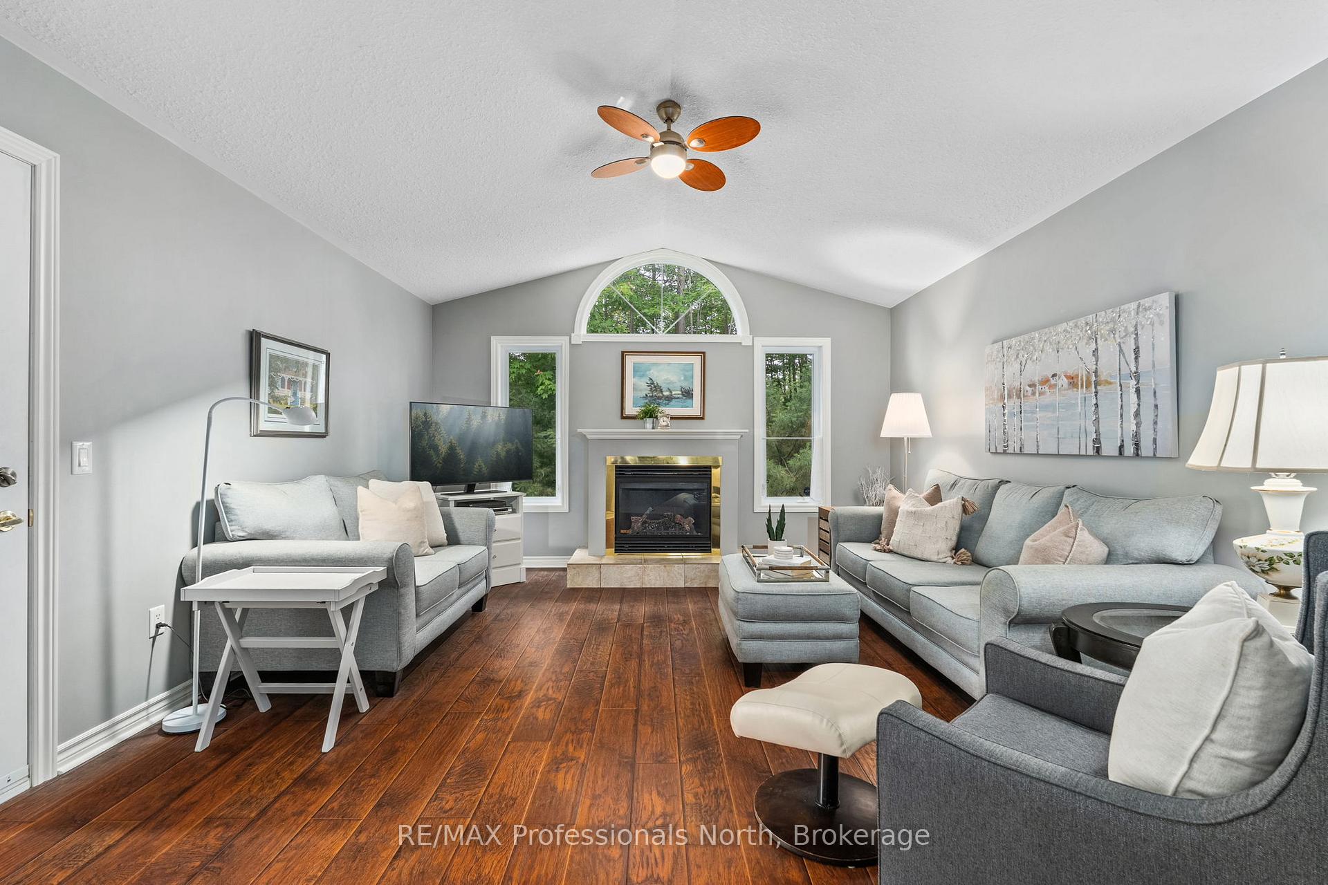 Photo 7 of 4 Red Maple Court, Gravenhurst, Muskoka (S) — HOMEH