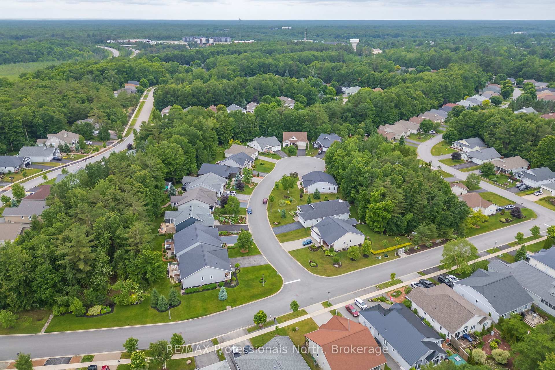 Photo 41 of 4 Red Maple Court, Gravenhurst, Muskoka (S) — HOMEH