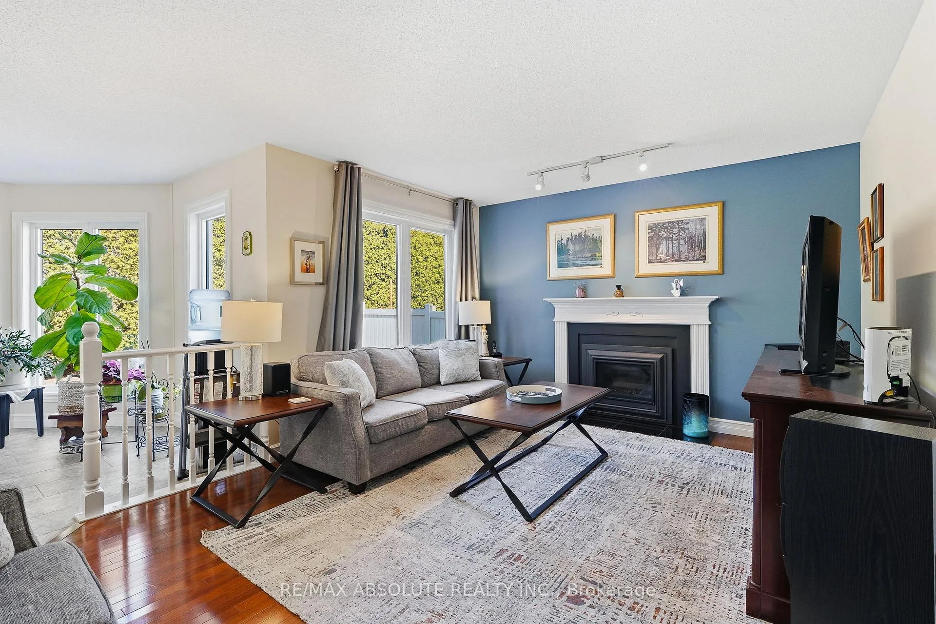 Photo 10 of 759 Montcrest Drive, Ottawa, Fallingbrook/Ridgemount — HOMEH
