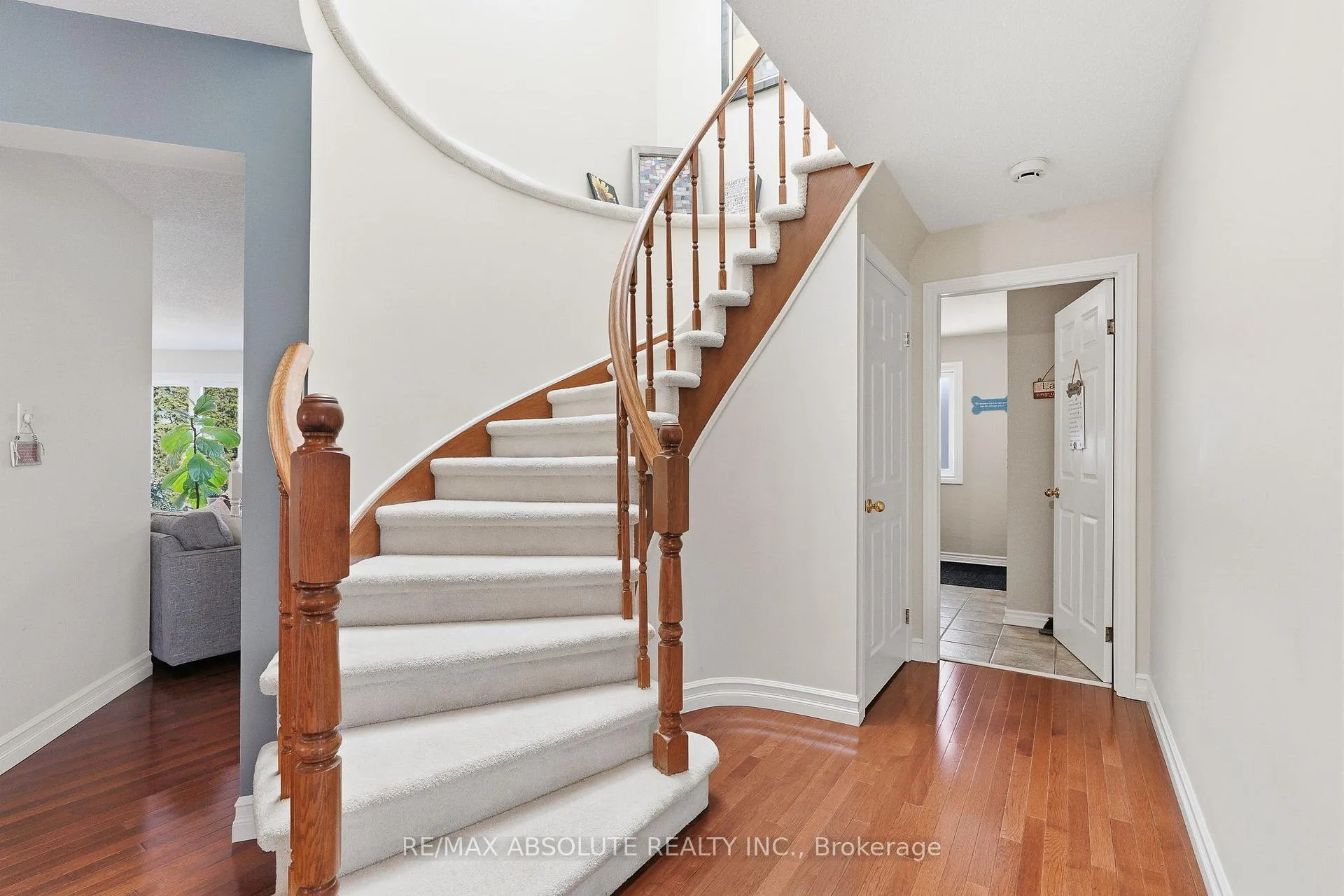 Photo 19 of 759 Montcrest Drive, Ottawa, Fallingbrook/Ridgemount — HOMEH