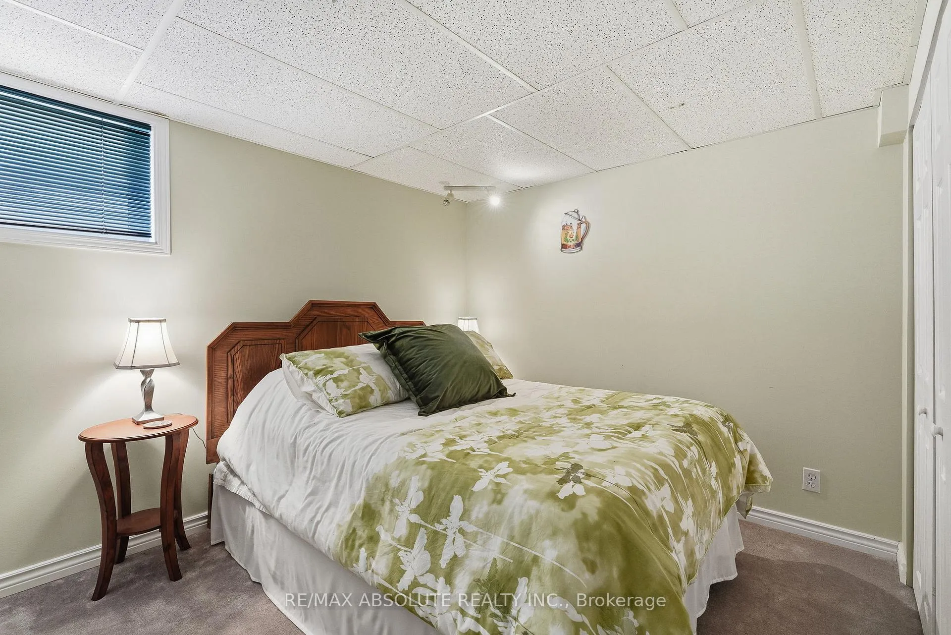Photo 33 of 759 Montcrest Drive, Ottawa, Fallingbrook/Ridgemount — HOMEH
