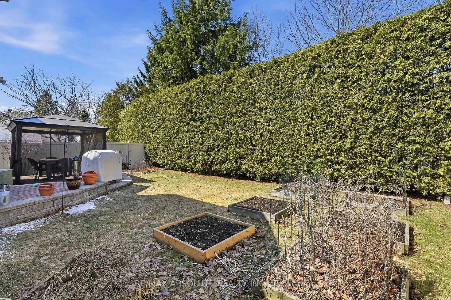Photo 38 of 759 Montcrest Drive, Ottawa, Fallingbrook/Ridgemount — HOMEH