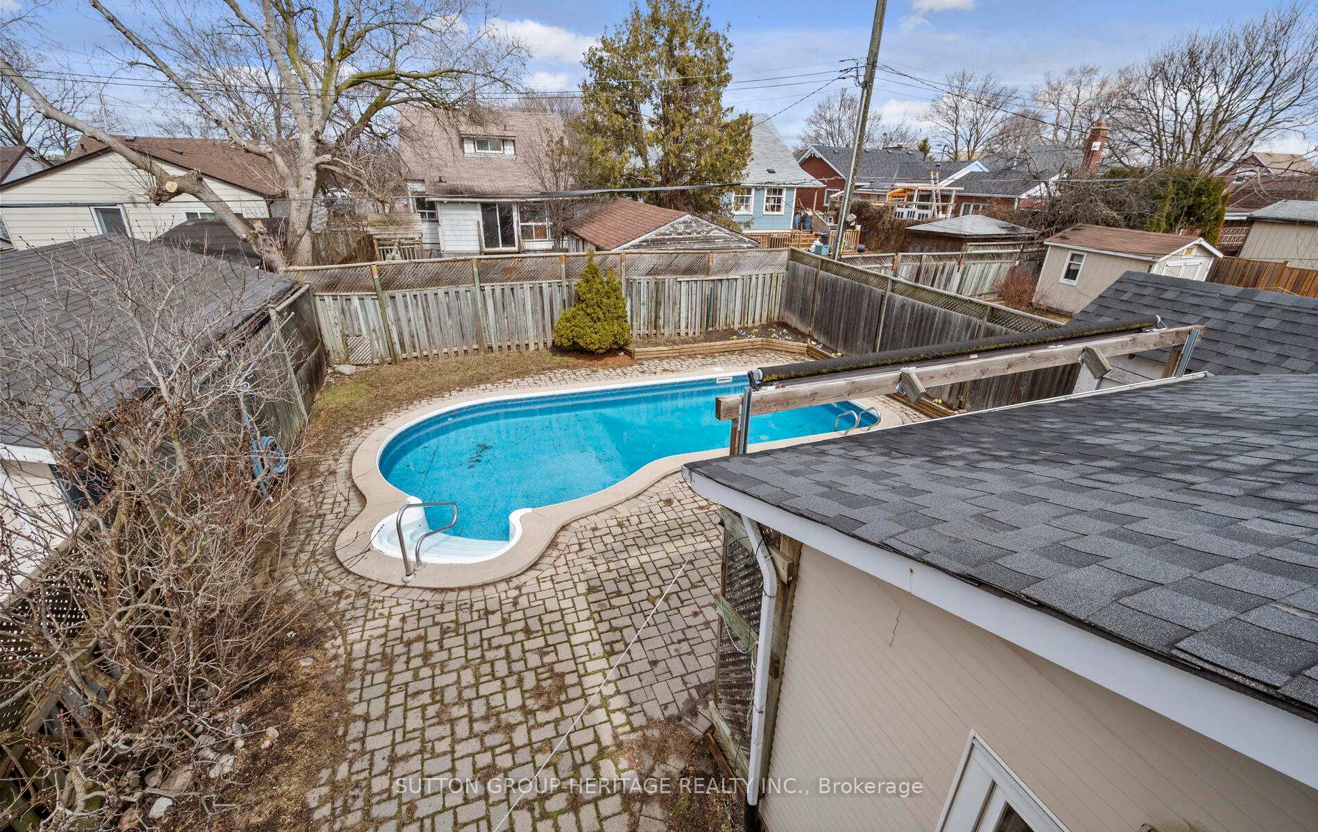 Photo 22 of 20 Mary Street, Ajax, Central — HOMEH