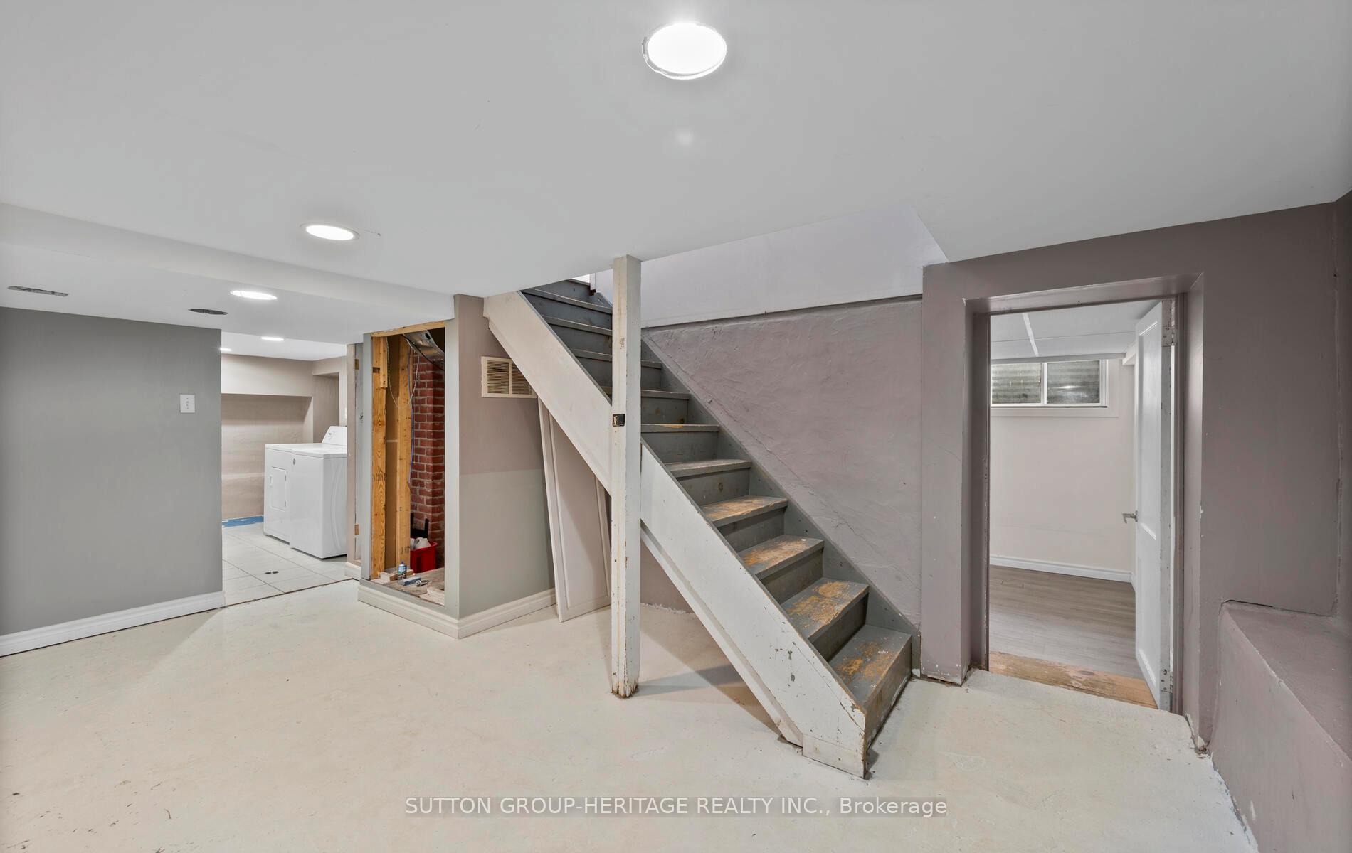 Photo 23 of 20 Mary Street, Ajax, Central — HOMEH