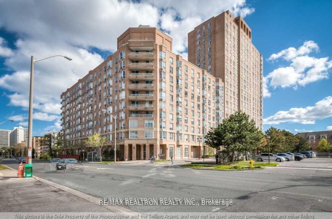 Photo 1 of Unit 313, 11 Thorncliffe Park Drive, Toronto, Thorncliffe Park — HOMEH