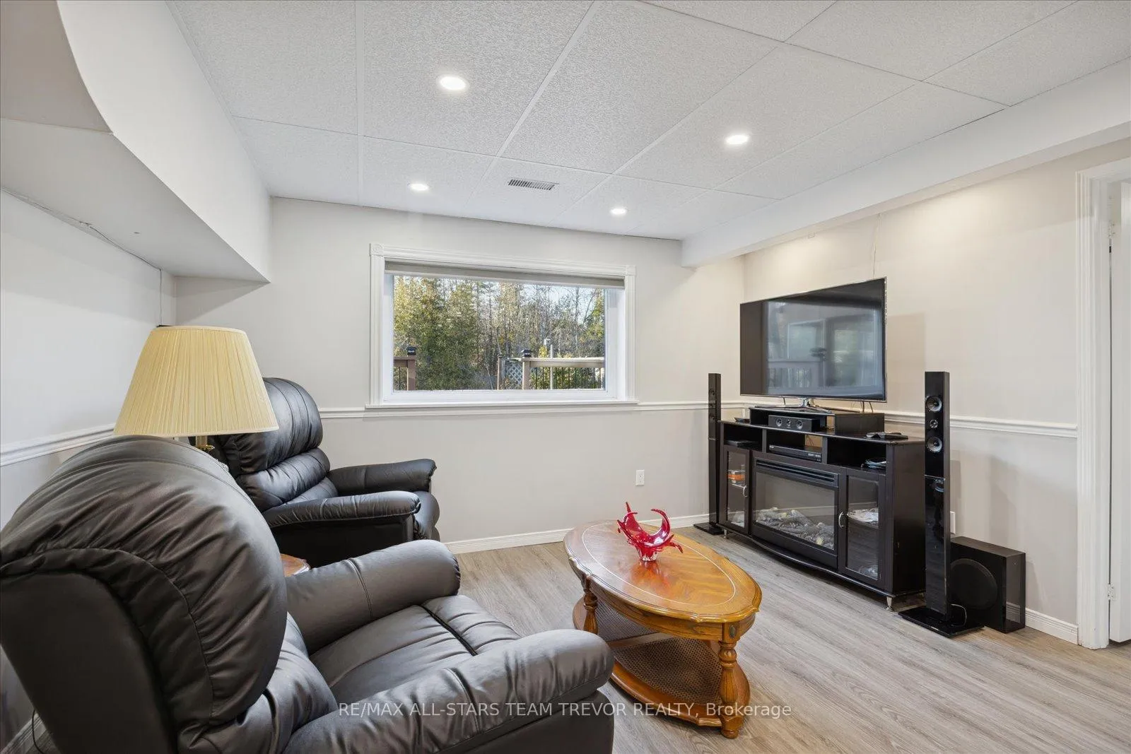 Photo 26 of 52 Beaverdale Crescent, Georgina, Pefferlaw — HOMEH