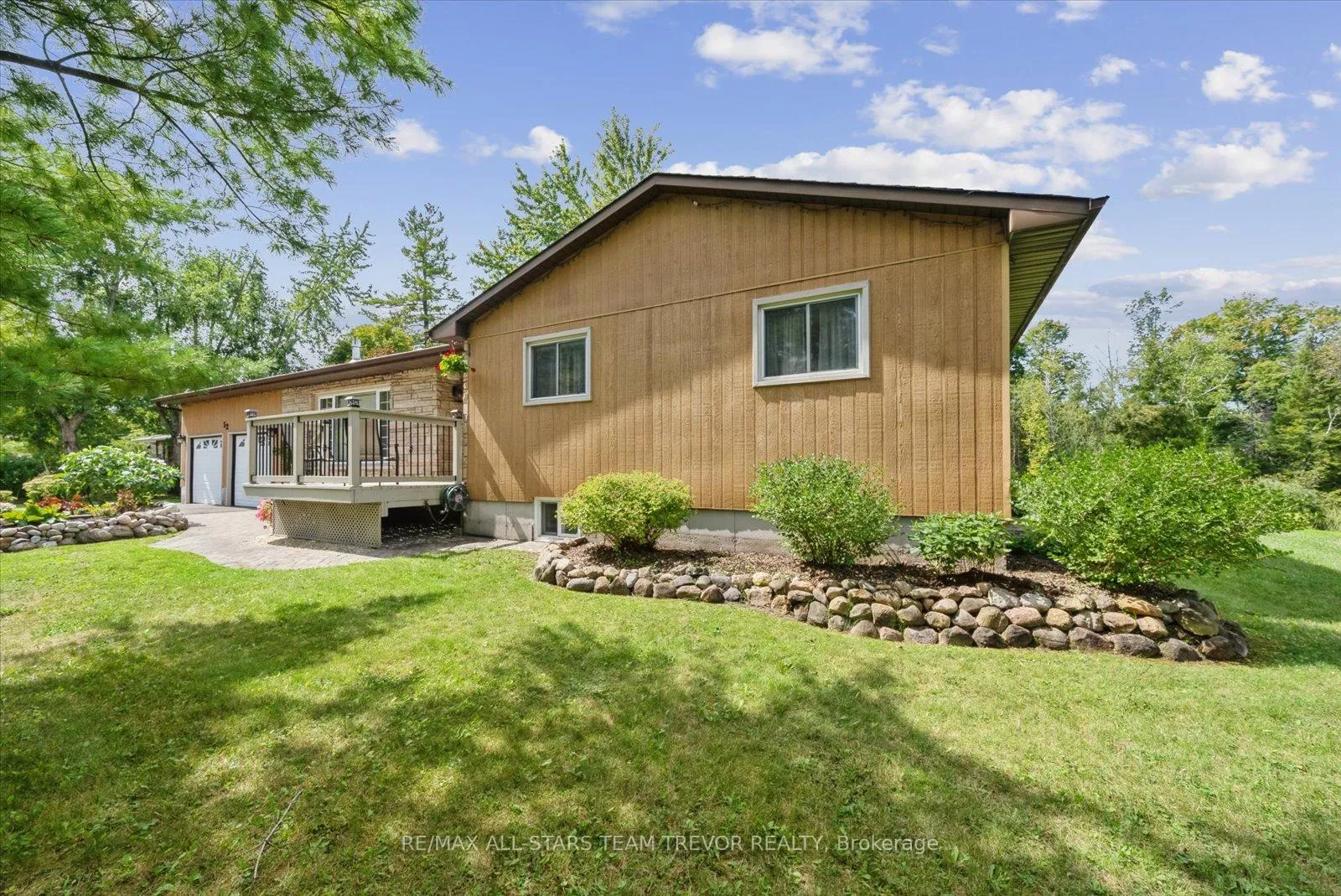 Photo 38 of 52 Beaverdale Crescent, Georgina, Pefferlaw — HOMEH