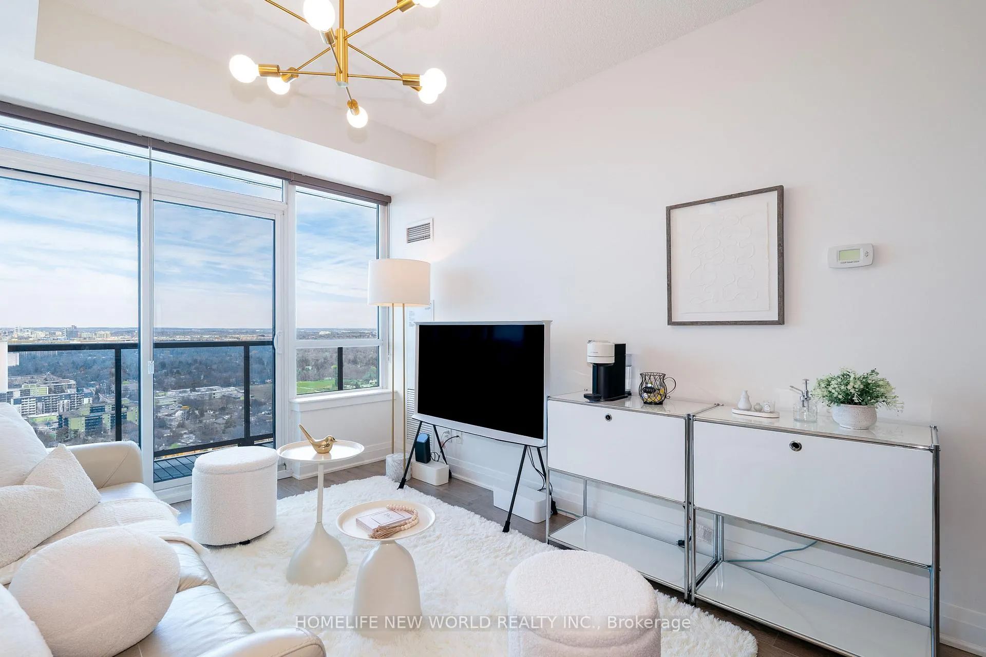 Photo 12 of Unit Ph201, 7165 Yonge Street, Markham, Grandview — HOMEH