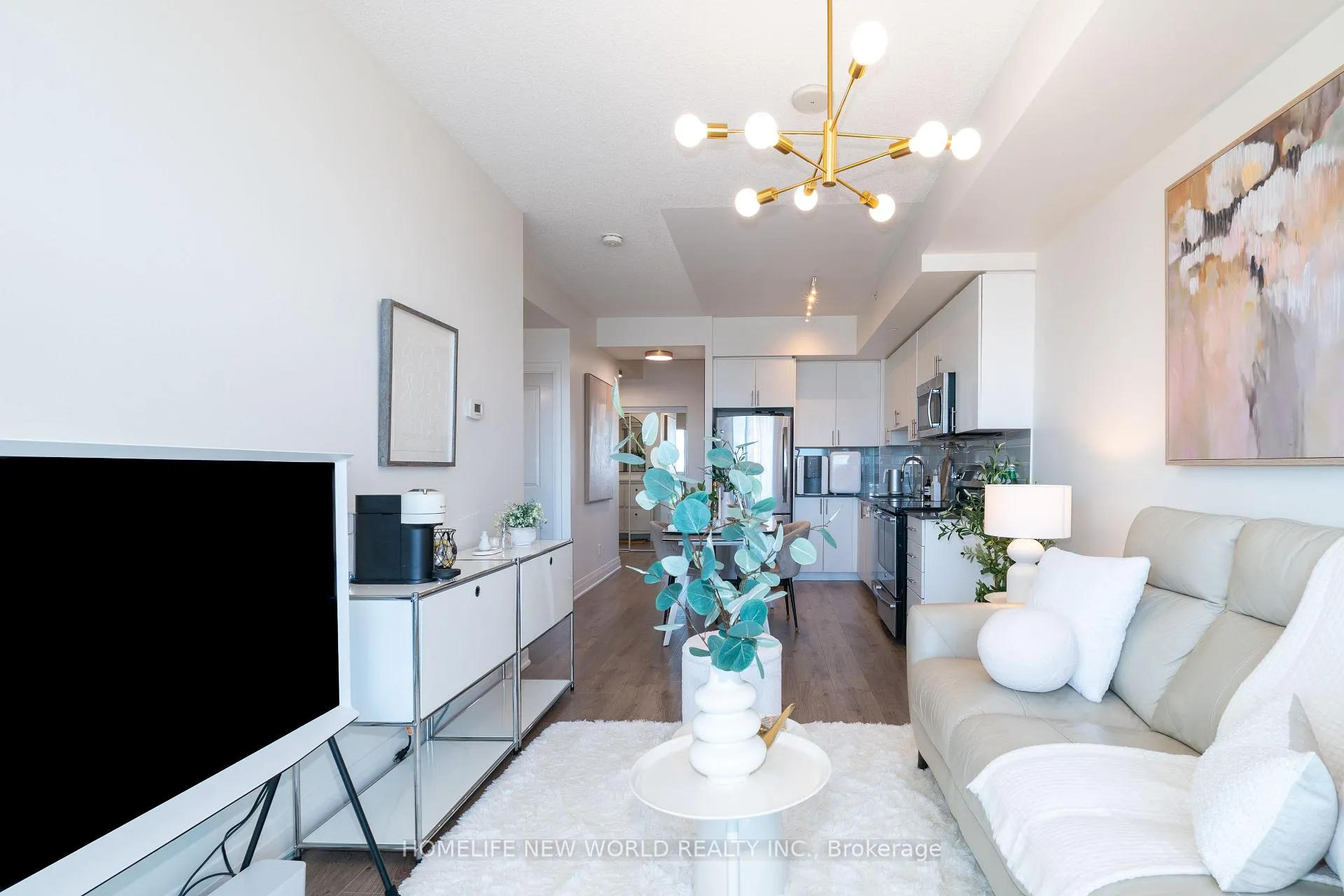 Photo 13 of Unit Ph201, 7165 Yonge Street, Markham, Grandview — HOMEH